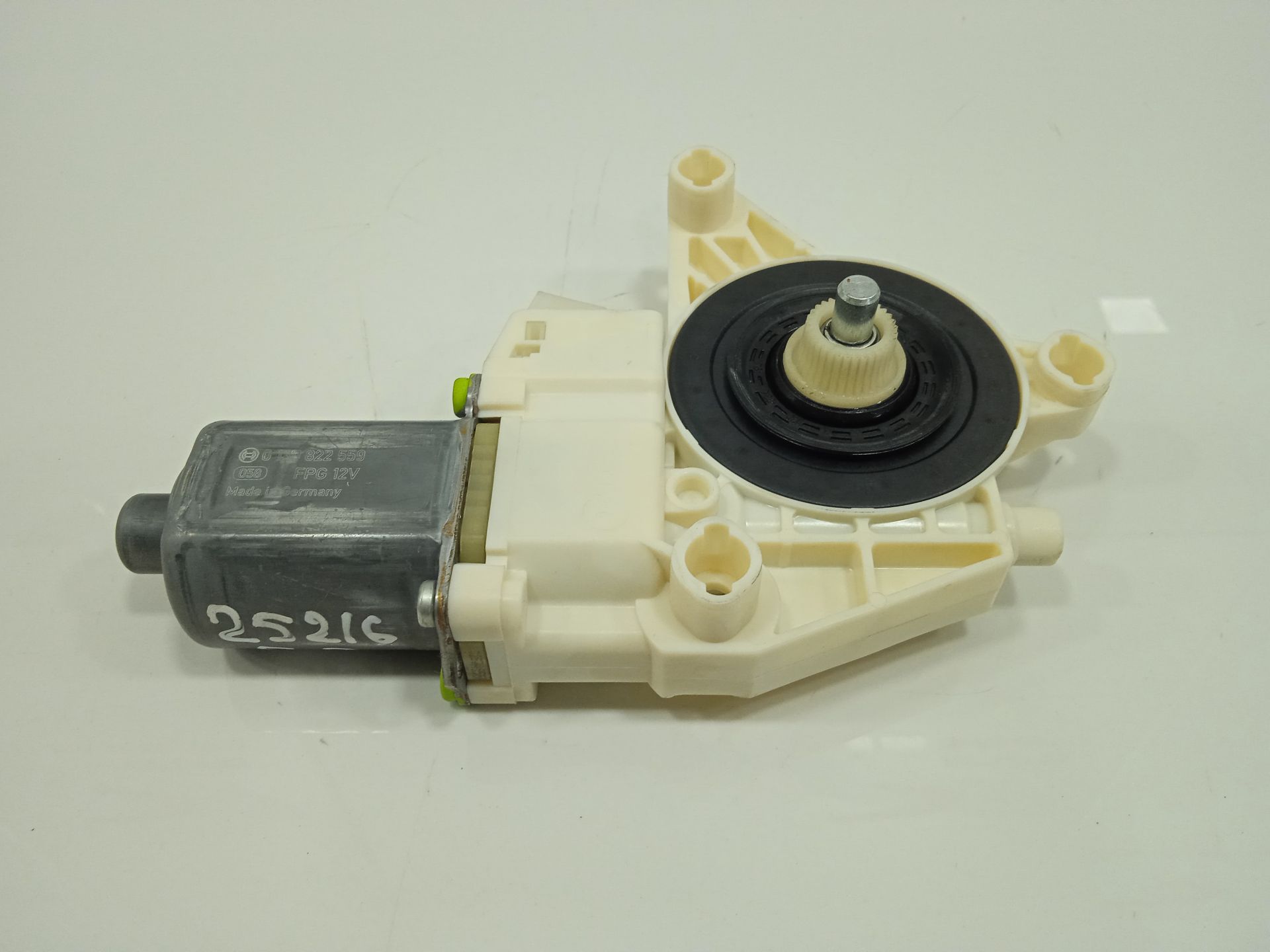 Motor elevalunas delantero derecho mercedes-benz eqv -clase (447) 