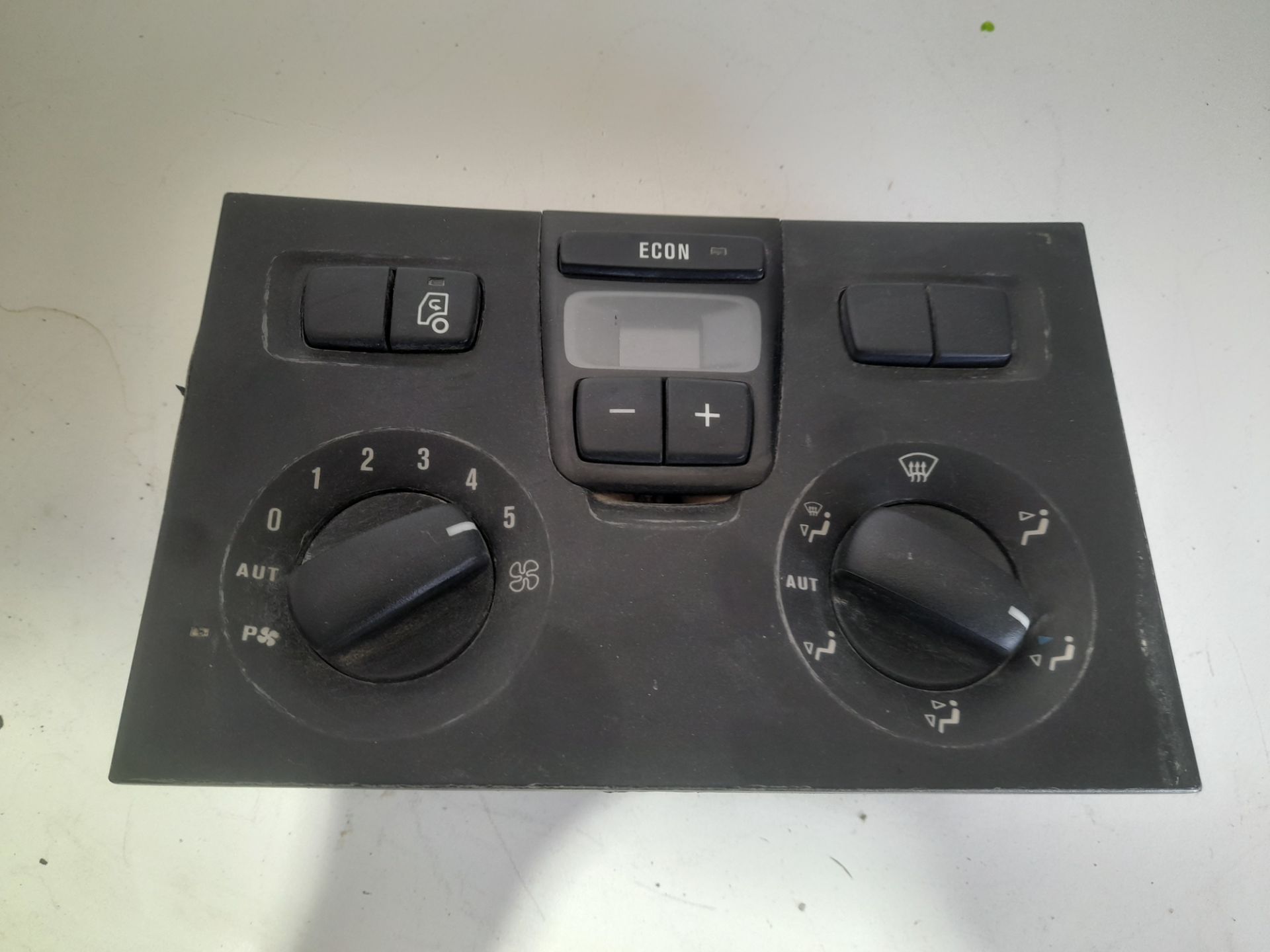 Mando calefaccion / aire acondicionado scania baureihe l-klasse pgr (2004) 