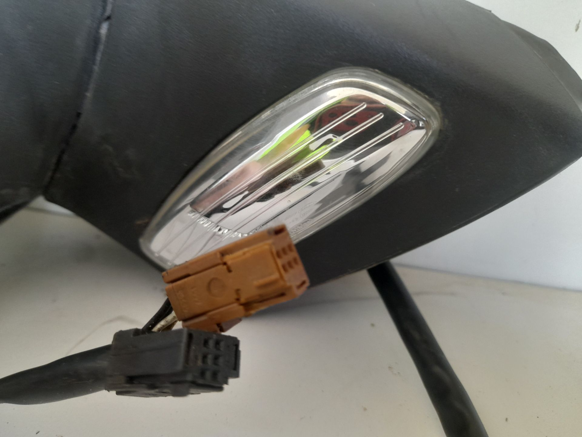 Retrovisor derecho peugeot 207 xline