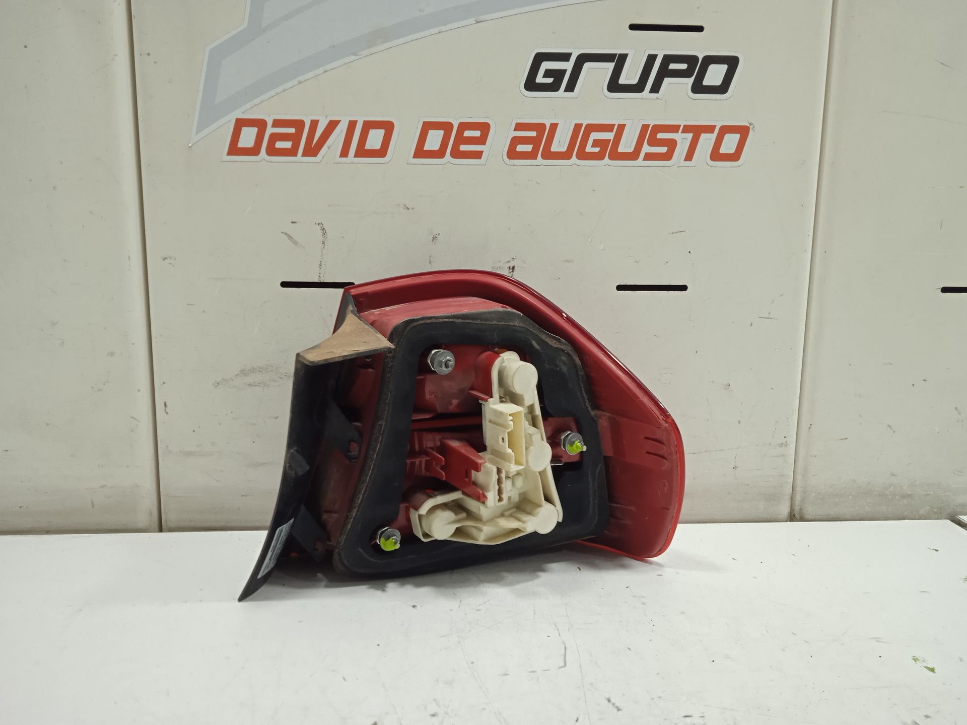 Piloto trasero izquierdo bmw serie 3 berlina (e90) 320d