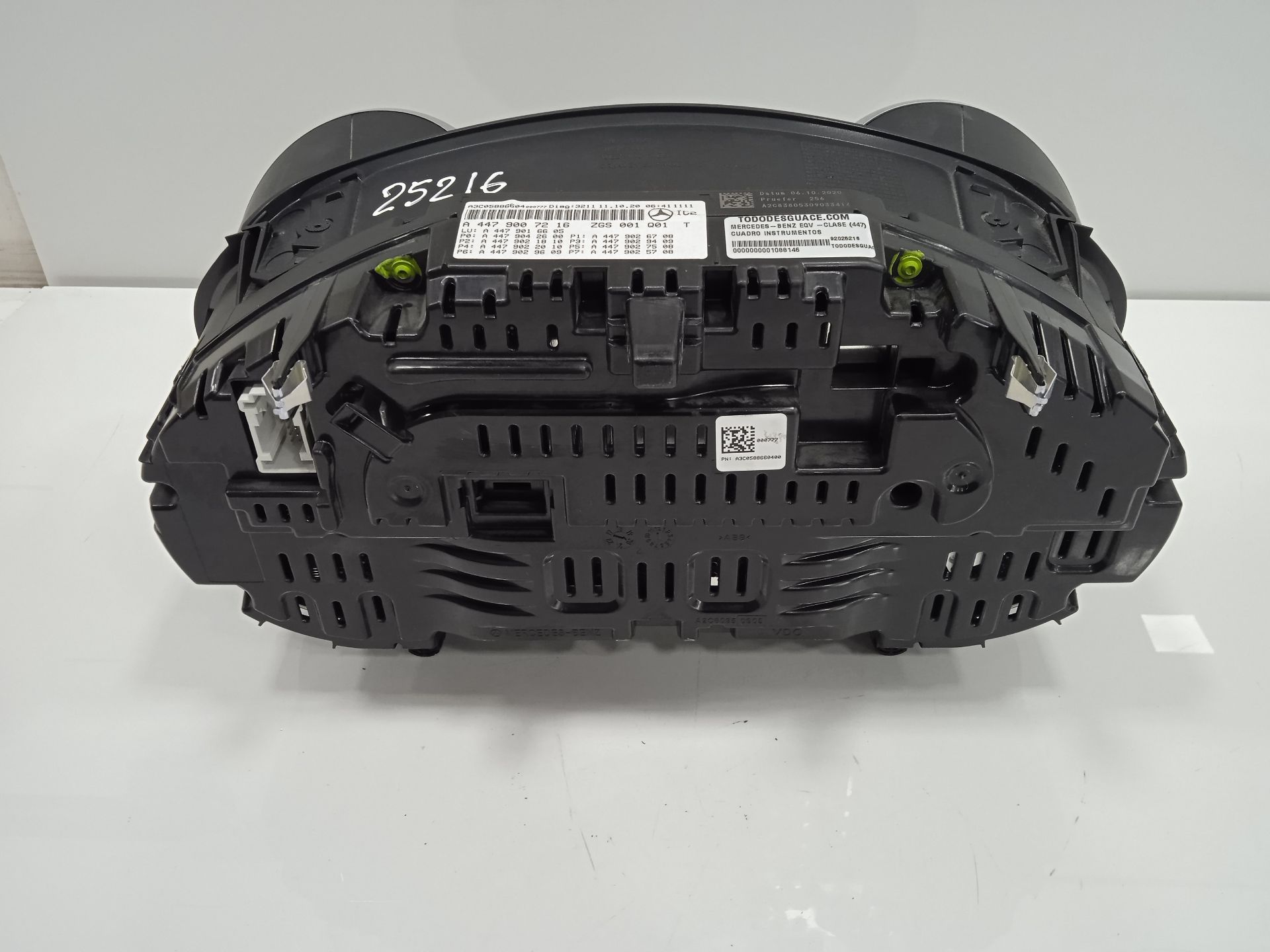 Cuadro instrumentos mercedes-benz eqv -clase (447) 