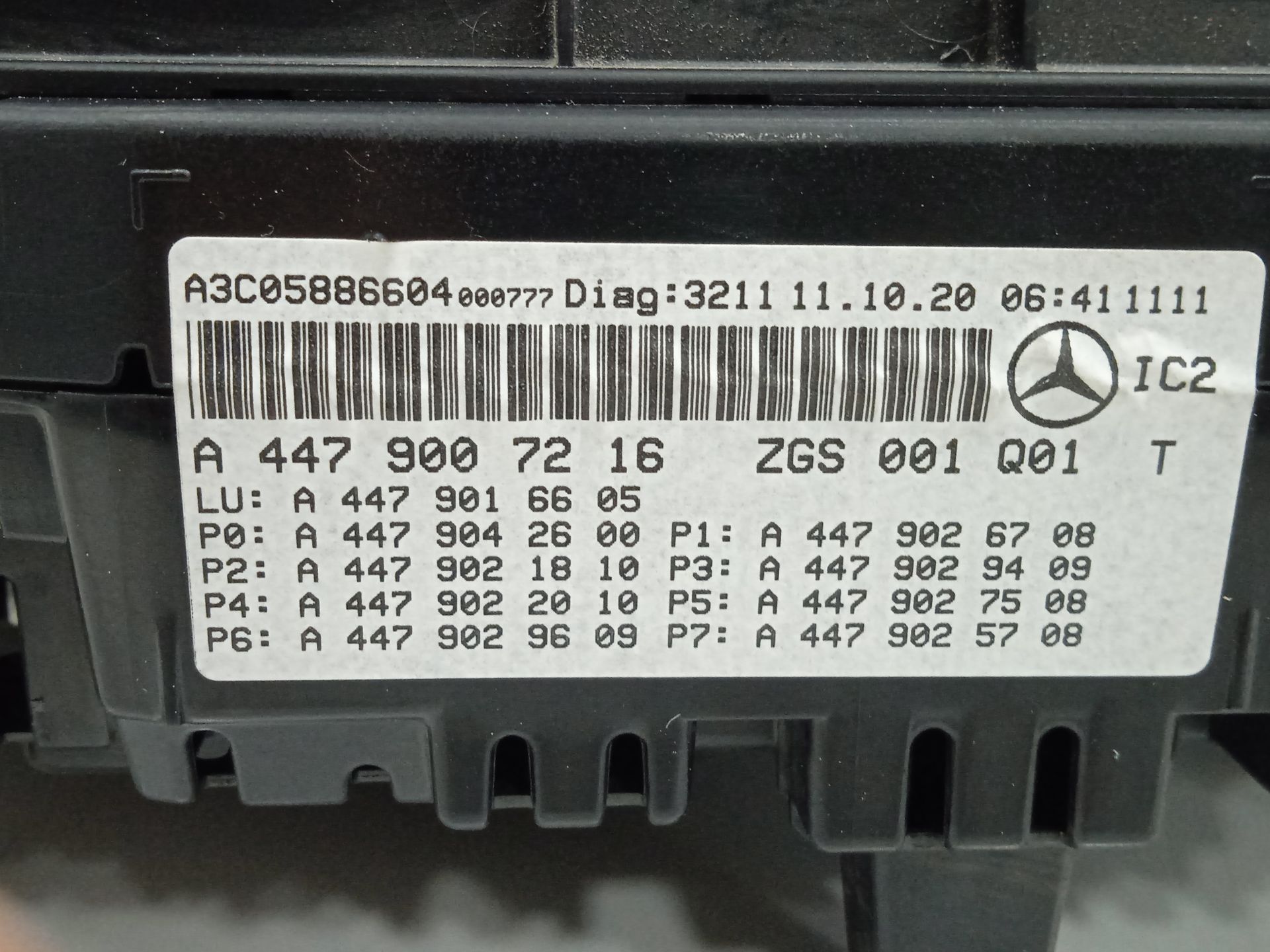 Cuadro instrumentos mercedes-benz eqv -clase (447) 