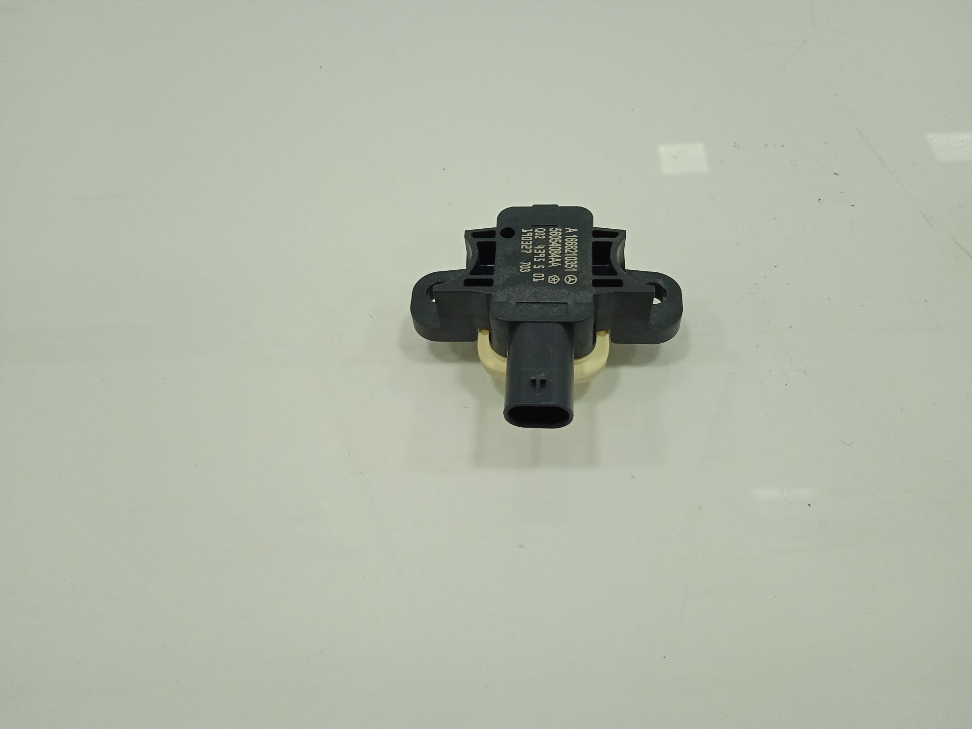 Sensor de impacto mercedes-benz eqv -clase (447) 
