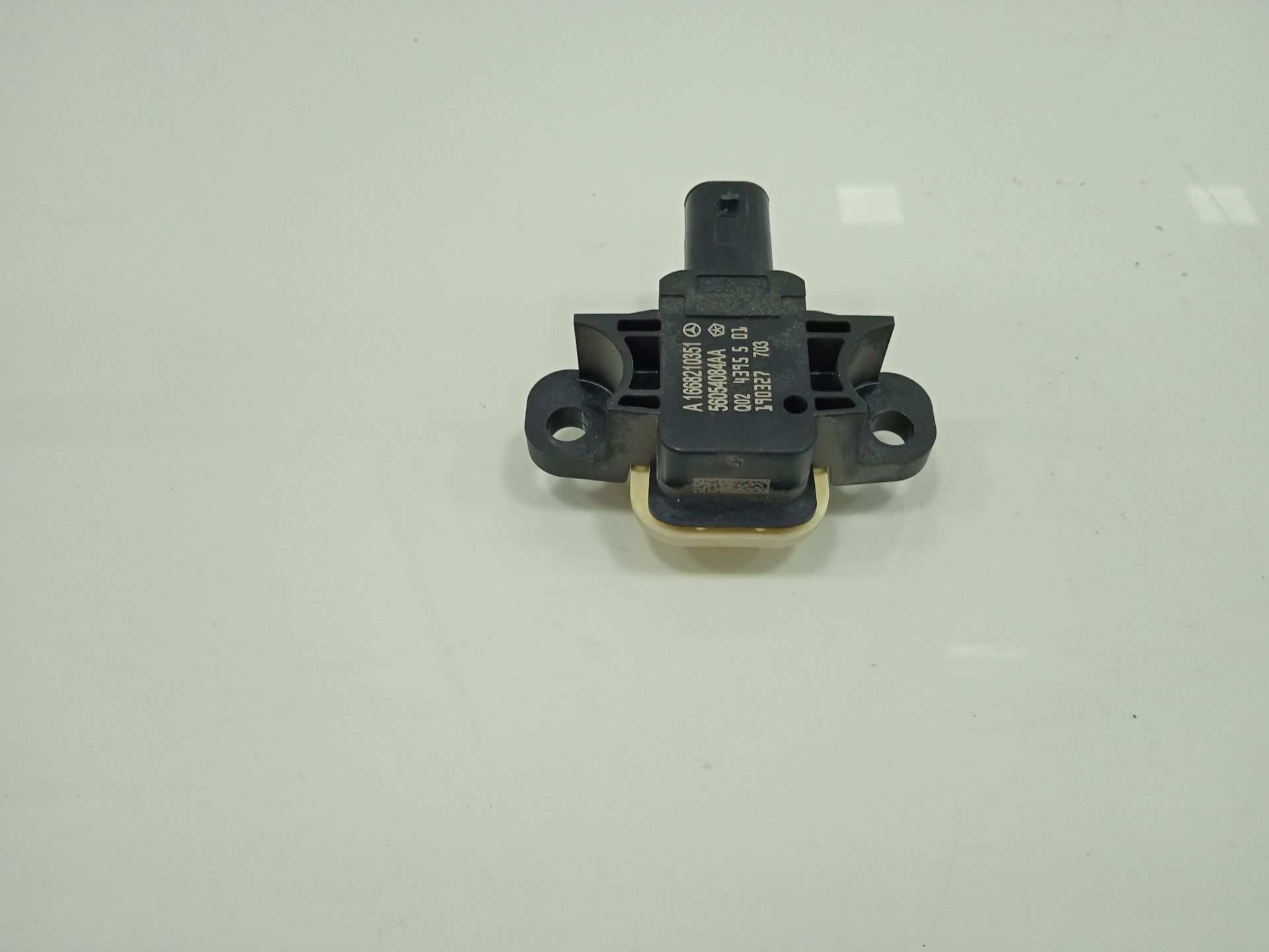 Sensor de impacto mercedes-benz eqv -clase (447) 