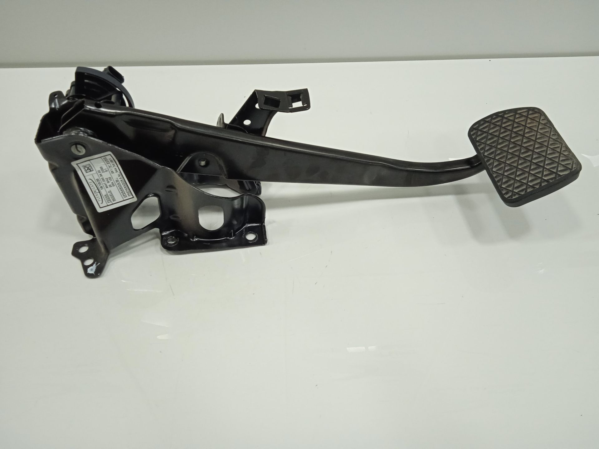 Pedal freno mercedes-benz eqv -clase (447) 