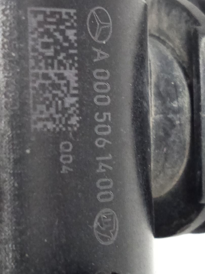 Bomba agua mercedes-benz eqv -clase (447) 