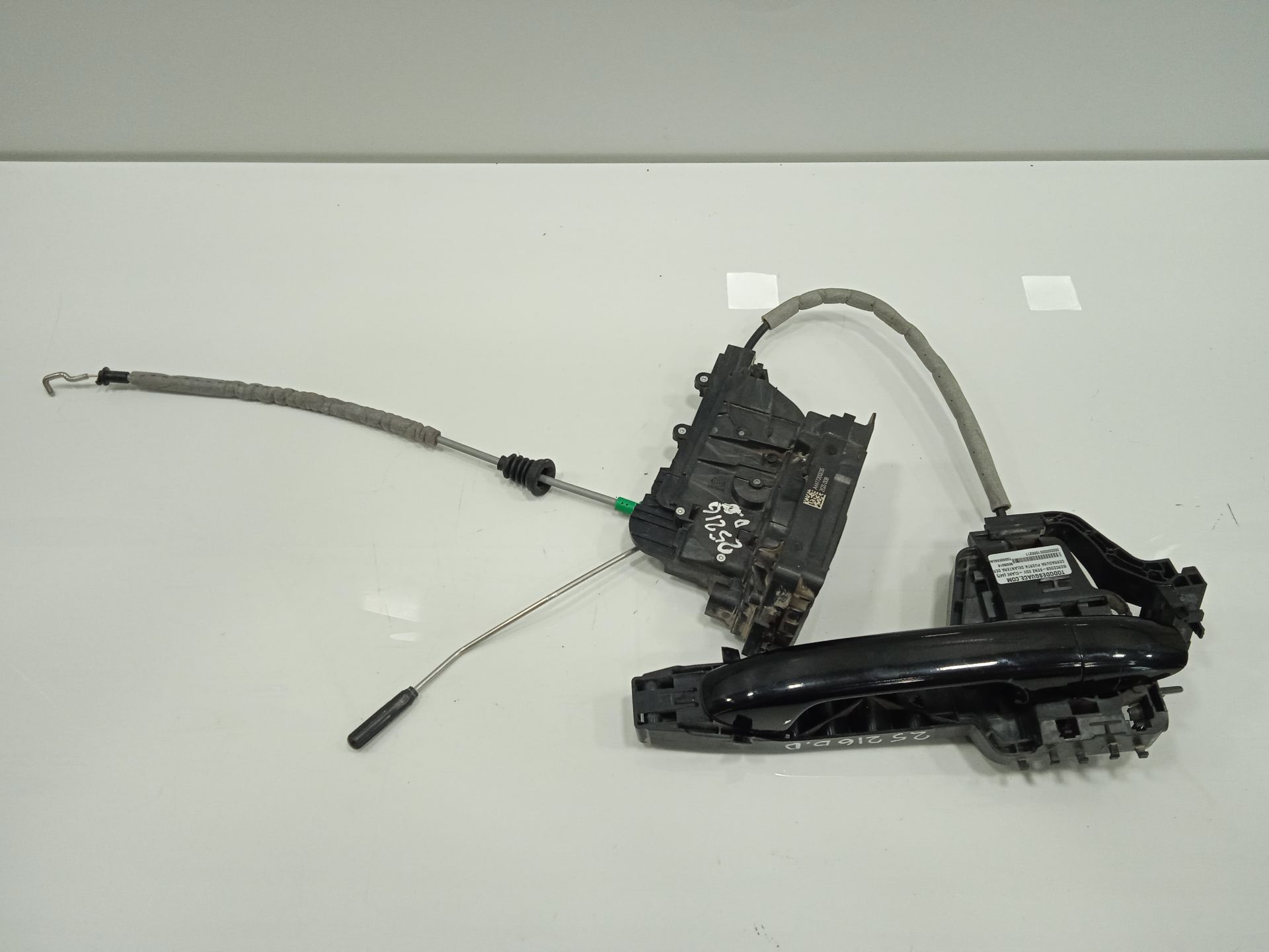 Cerradura puerta delantera derecha mercedes-benz eqv -clase (447) 