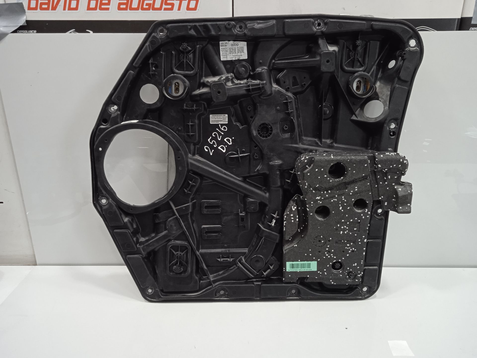 Elevalunas delantero derecho mercedes-benz eqv -clase (447) 