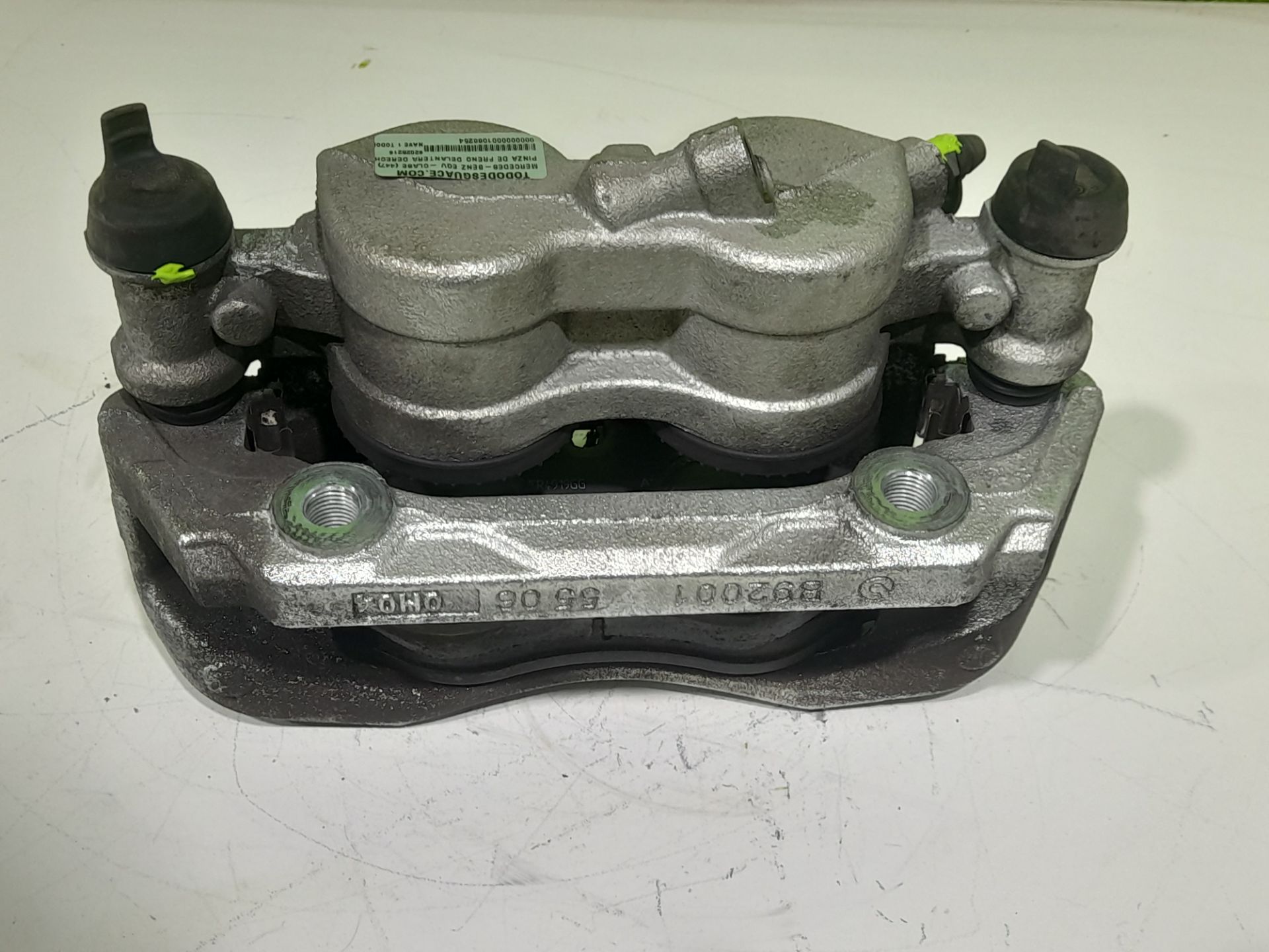 Pinza de freno delantera derecha mercedes-benz eqv -clase (447) 
