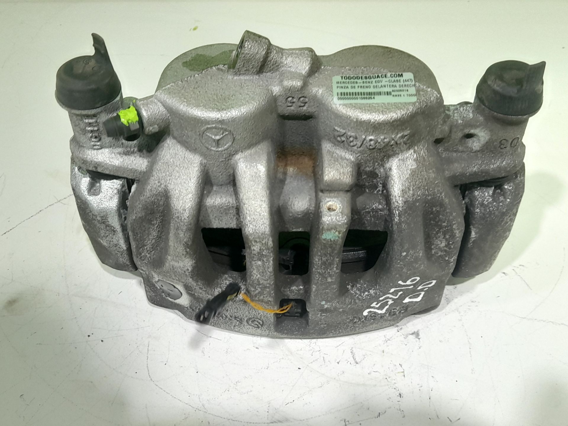 Pinza de freno delantera derecha mercedes-benz eqv -clase (447) 