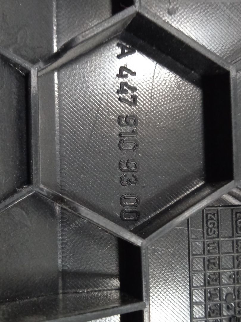 Moldura mercedes-benz eqv -clase (447) 