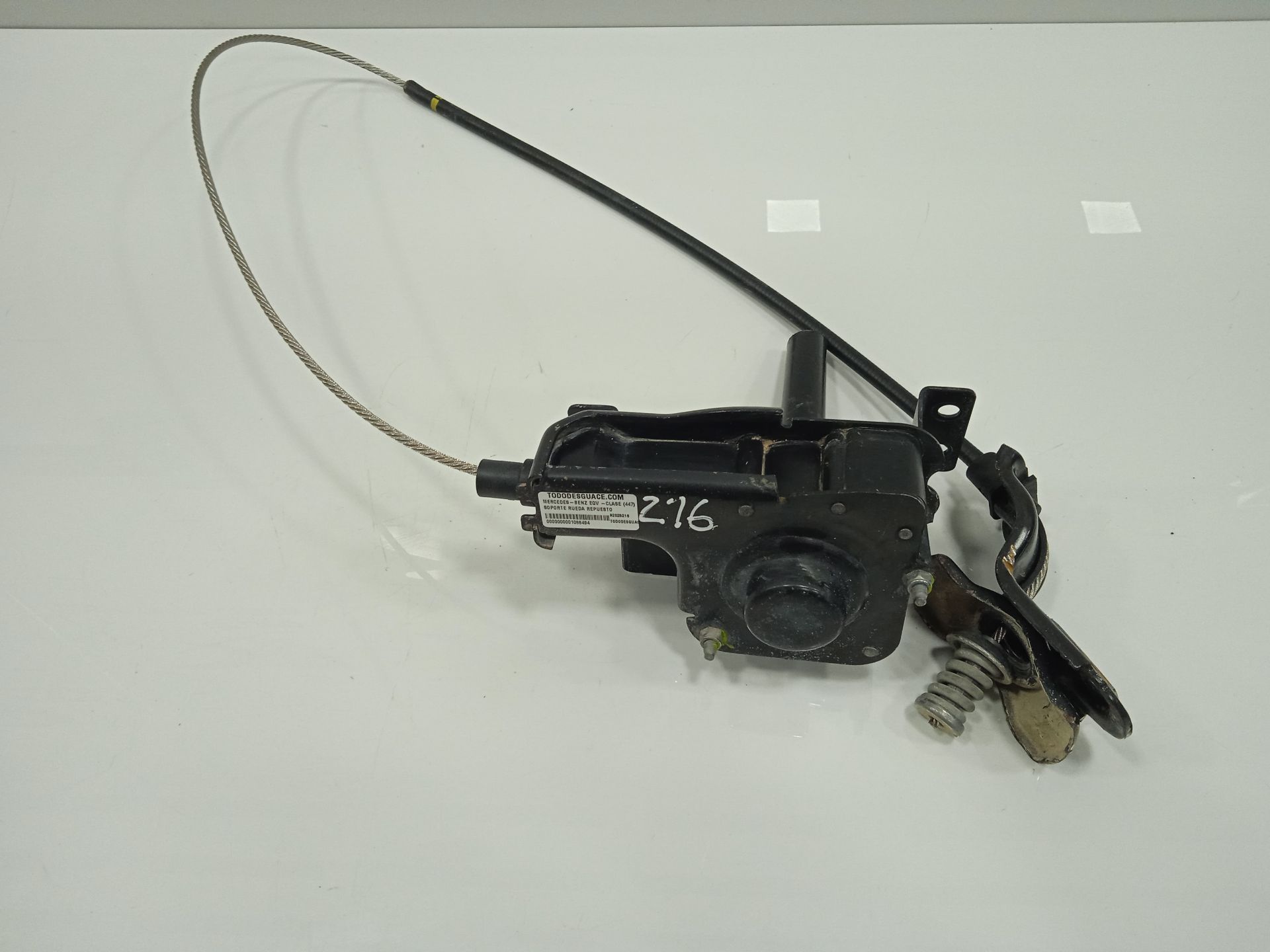 Soporte rueda repuesto mercedes-benz eqv -clase (447) 