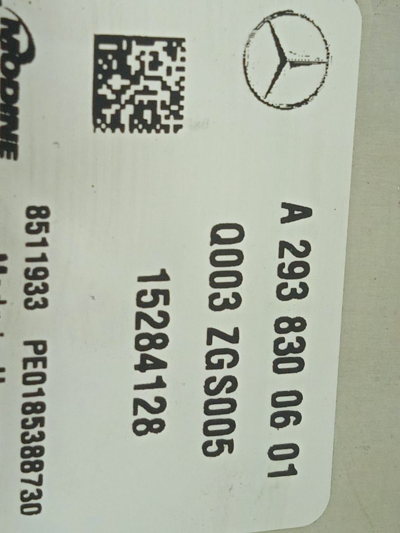 Condensador / radiador  aire acondicionado mercedes-benz eqv -clase (447) 