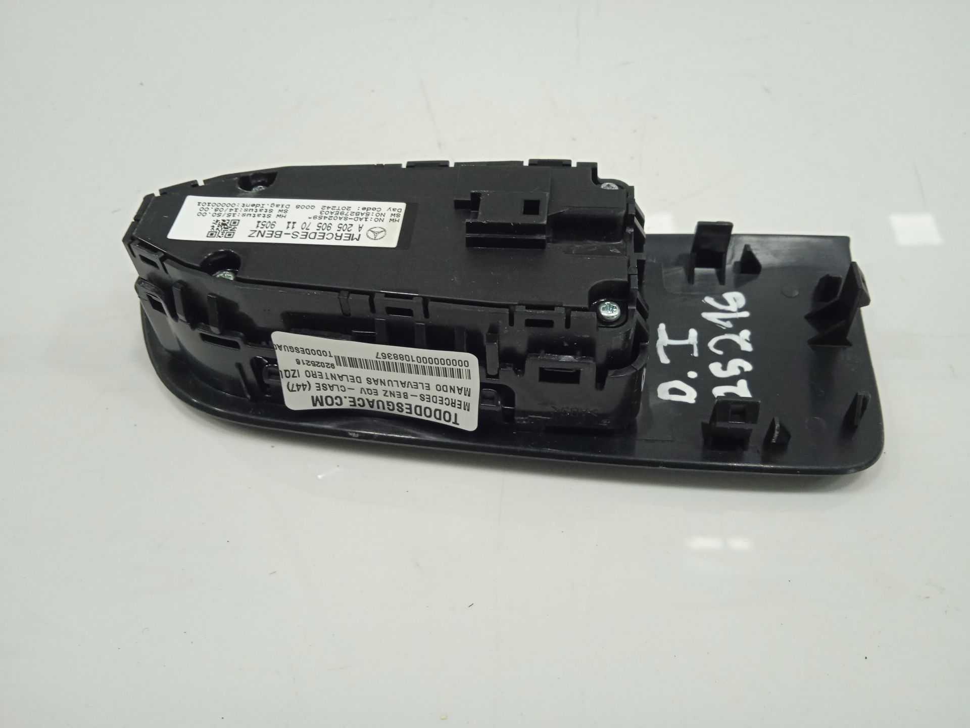 Mando elevalunas delantero izquierdo mercedes-benz eqv -clase (447) 