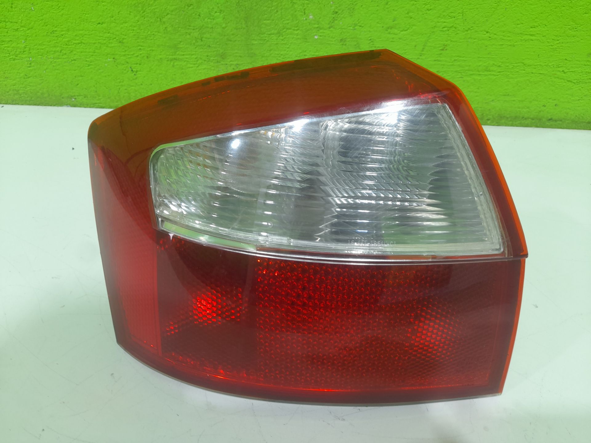 Piloto trasero izquierdo audi a4 avant (8e) 2.0