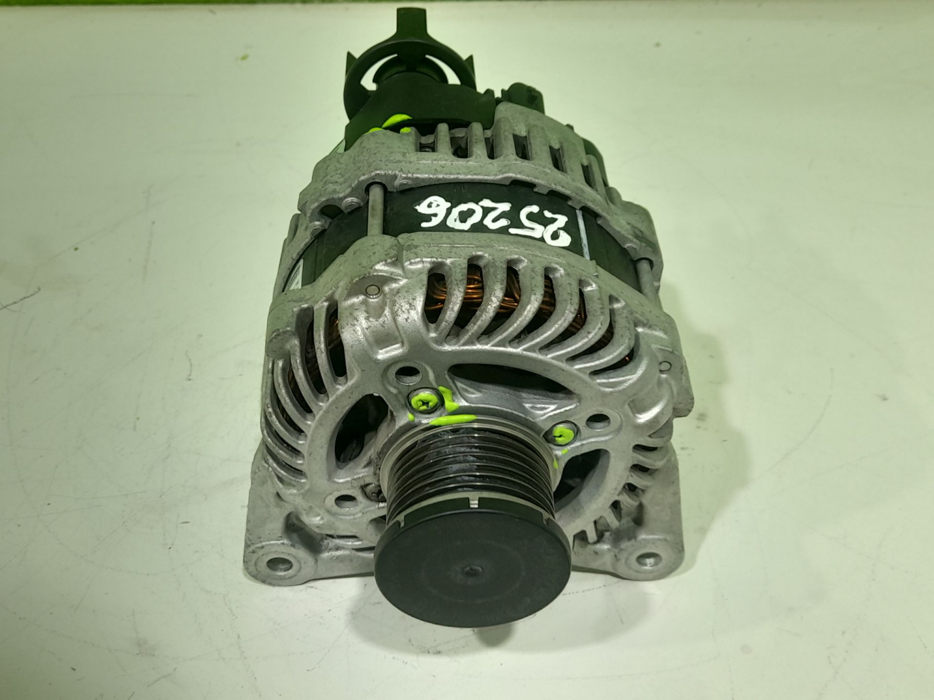 Alternador nissan micra (k14) acenta
