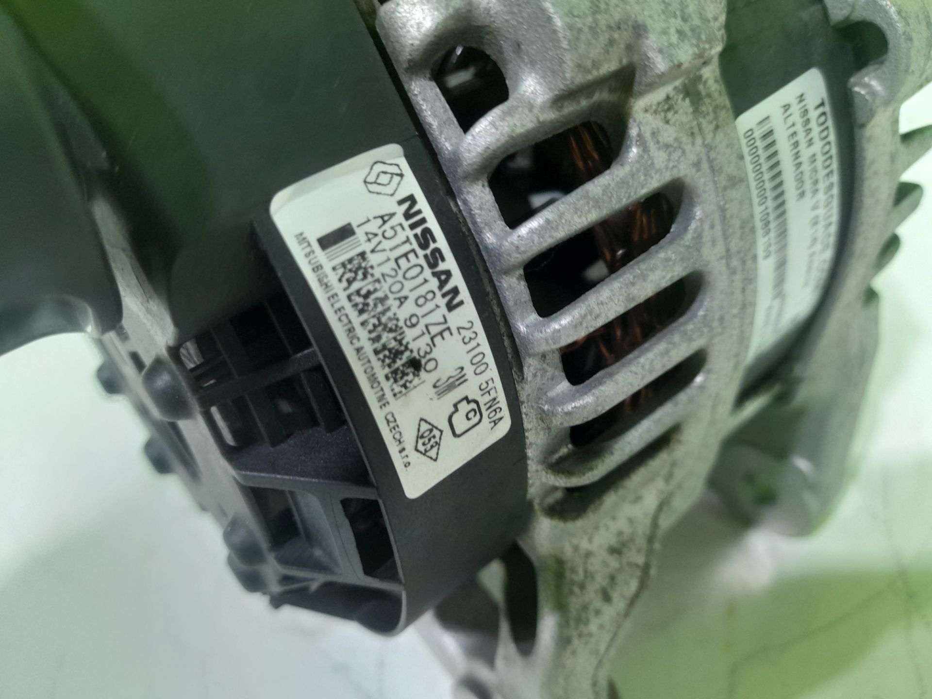 Alternador nissan micra (k14) acenta
