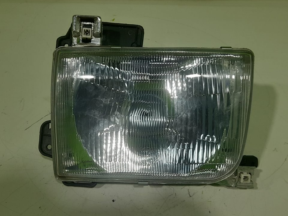 Faro izquierdo nissan pickup (d22) cabina simple diesel