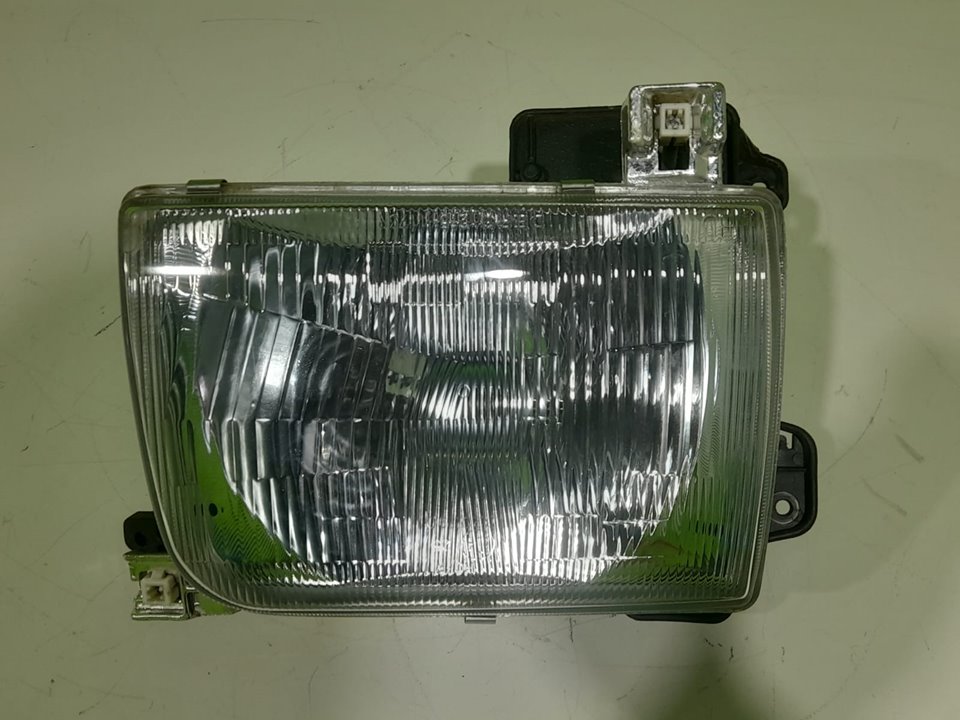 Faro derecho nissan pickup (d22) cabina simple diesel