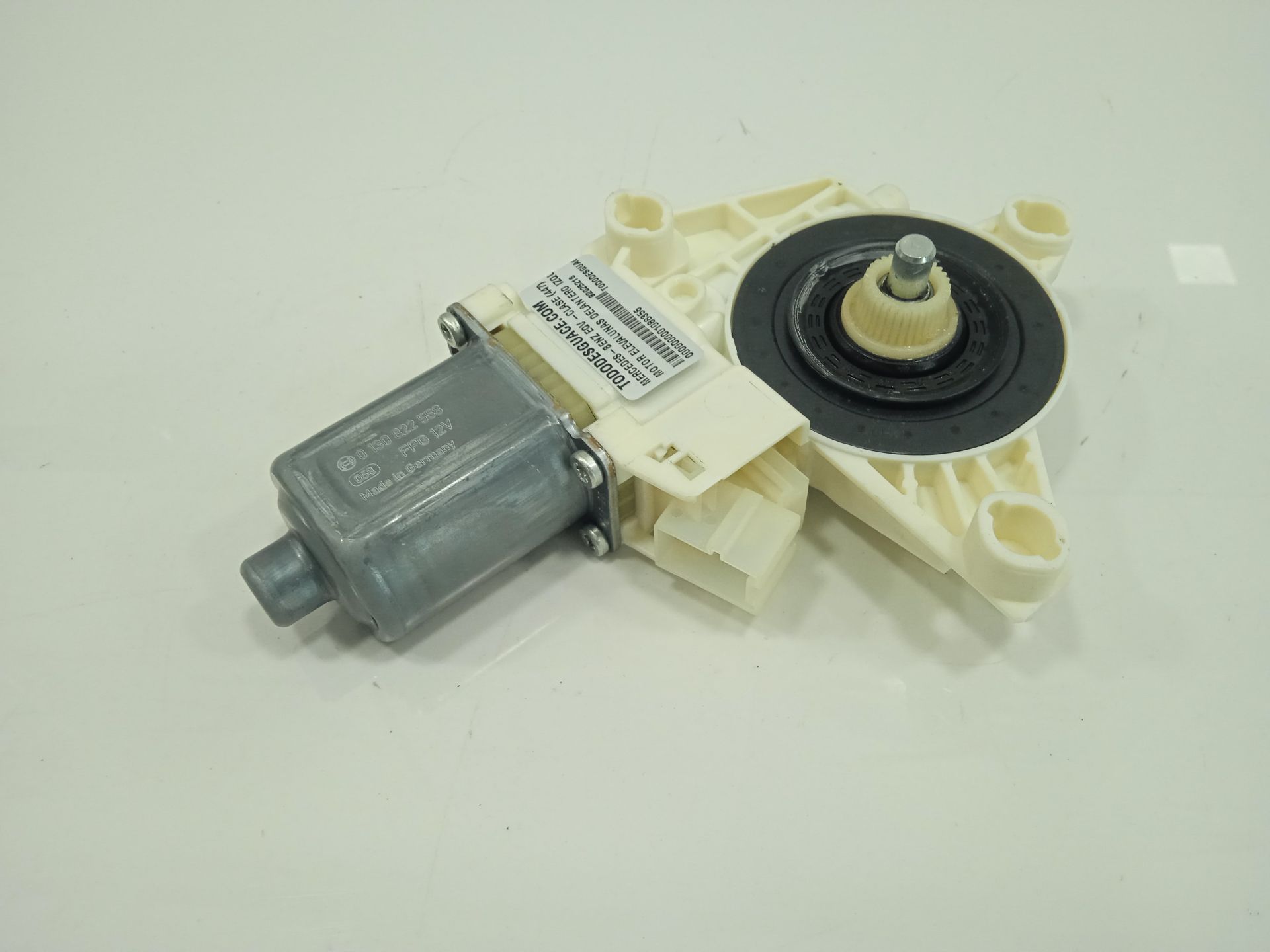 Motor elevalunas delantero izquierdo mercedes-benz eqv -clase (447) 