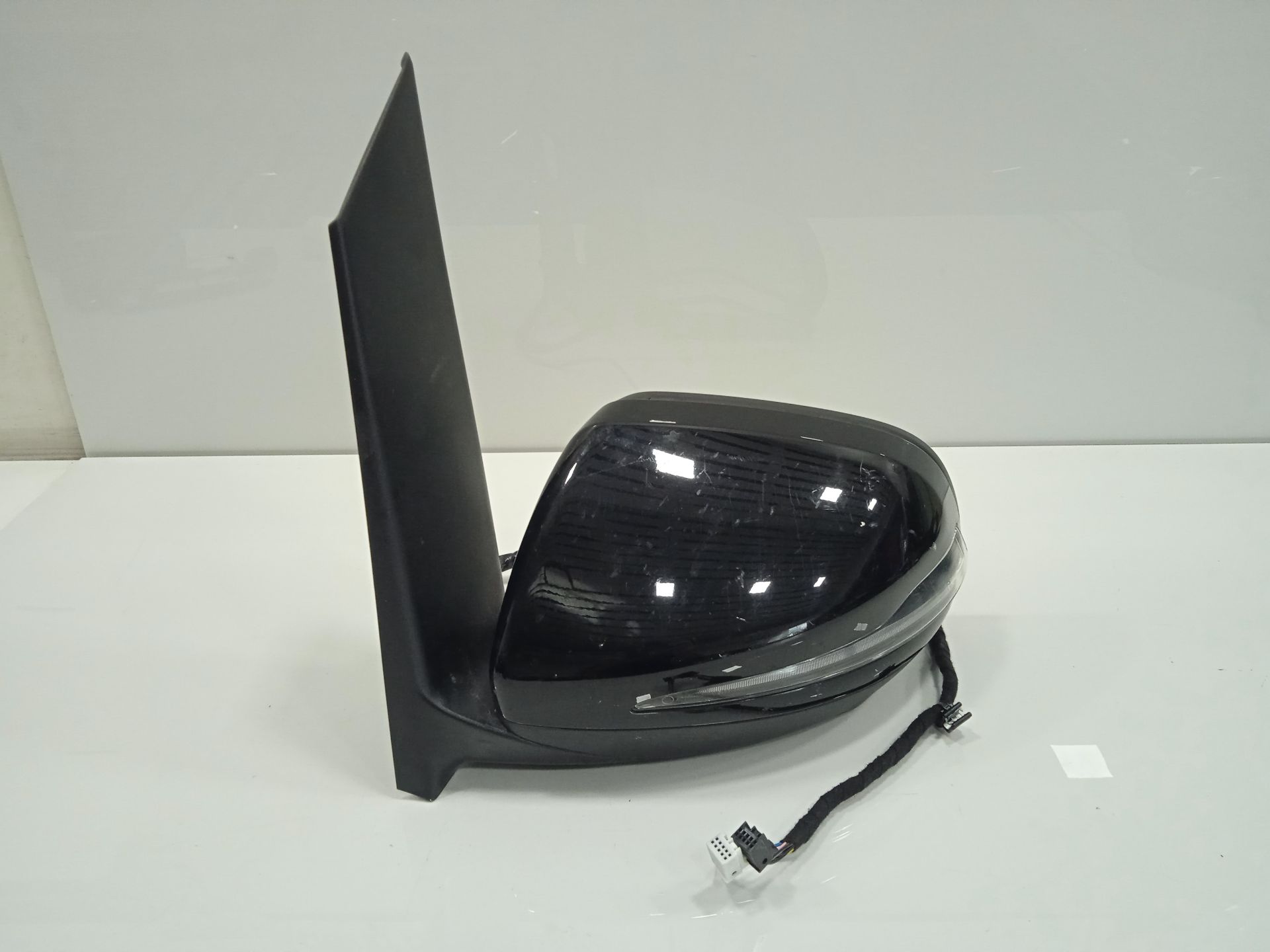 Retrovisor izquierdo mercedes-benz eqv -clase (447) 