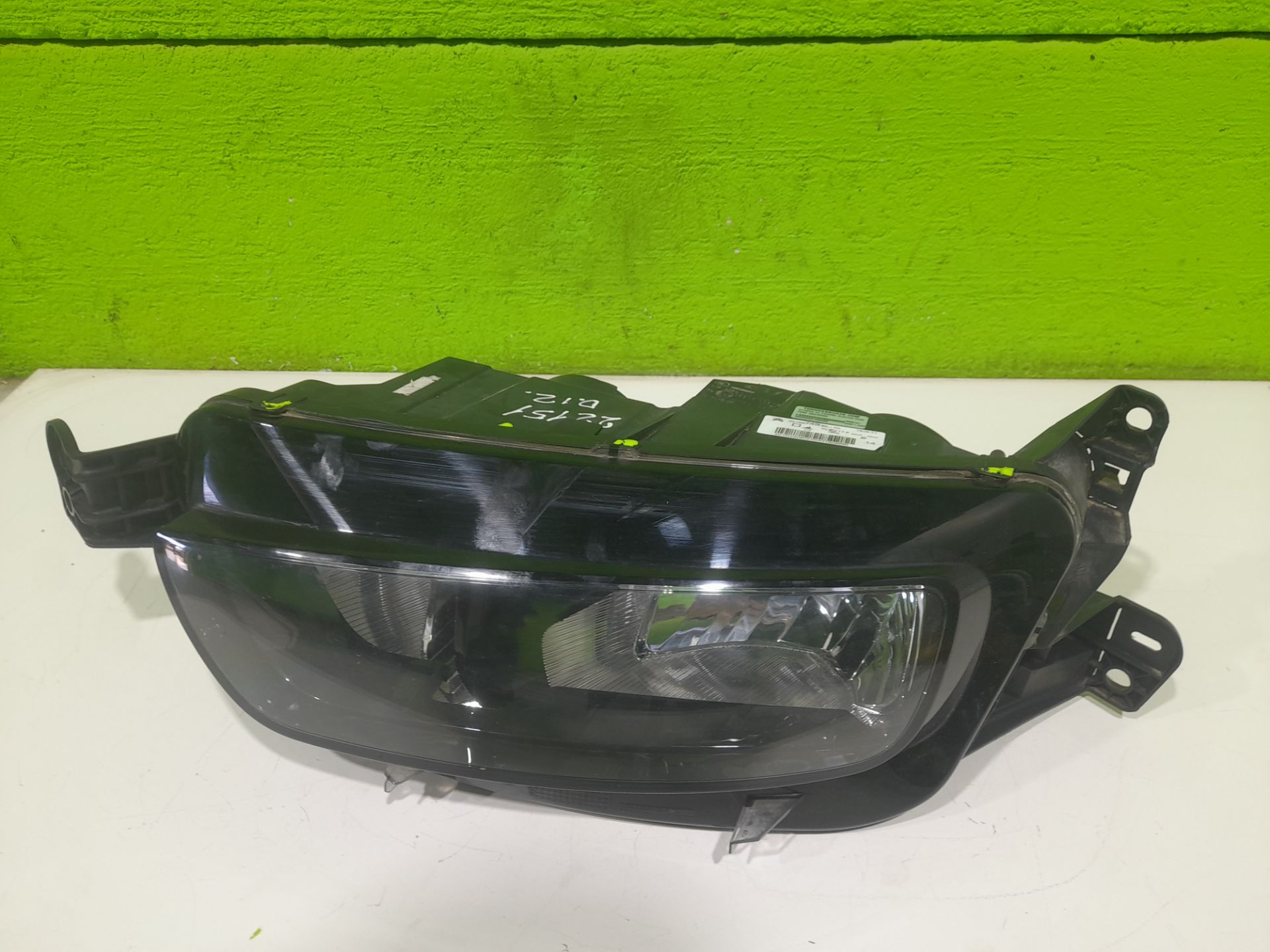 Faro izquierdo citroen c4 picassospacetourer business class