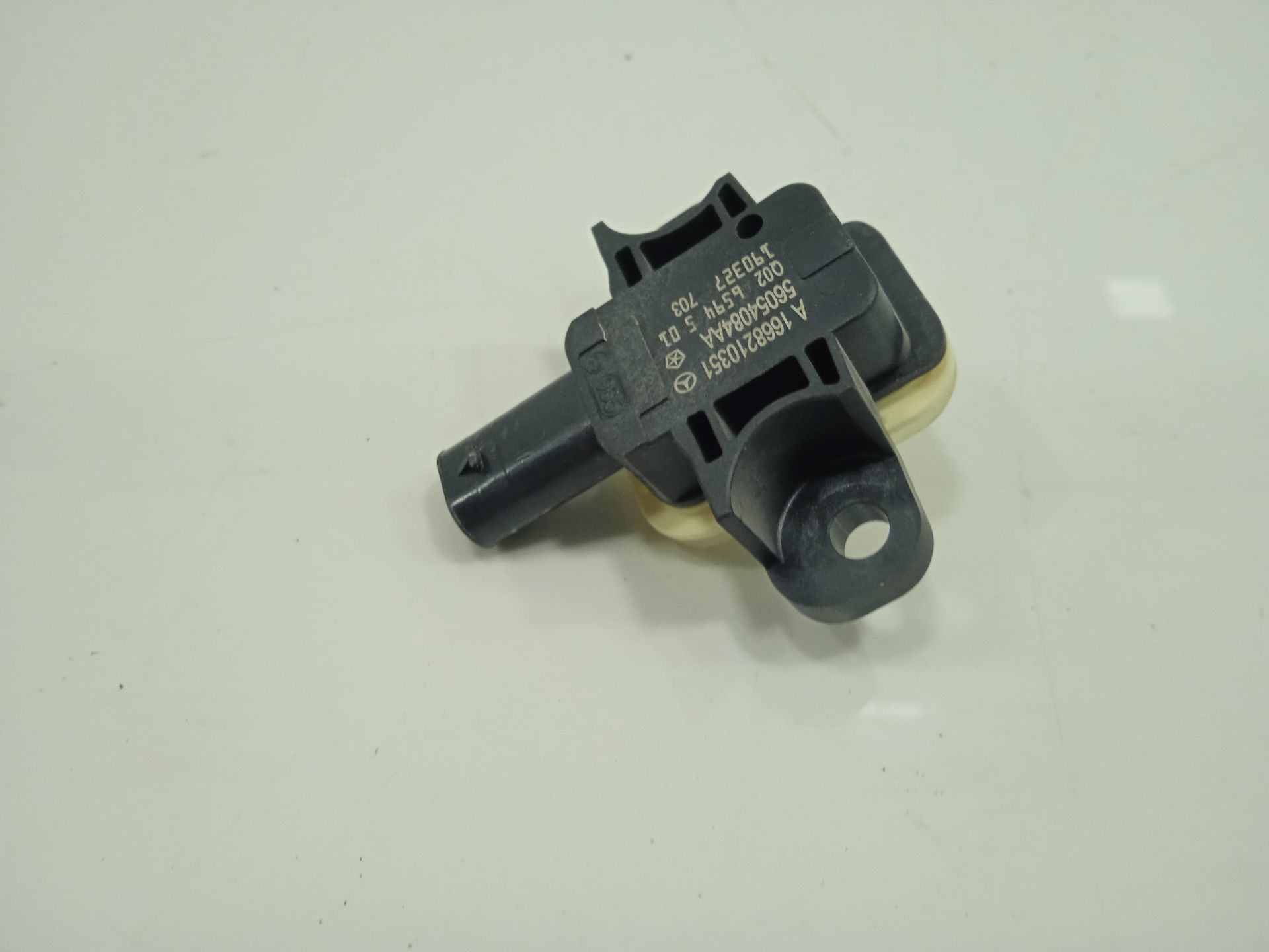 Sensor de impacto mercedes-benz eqv -clase (447) 