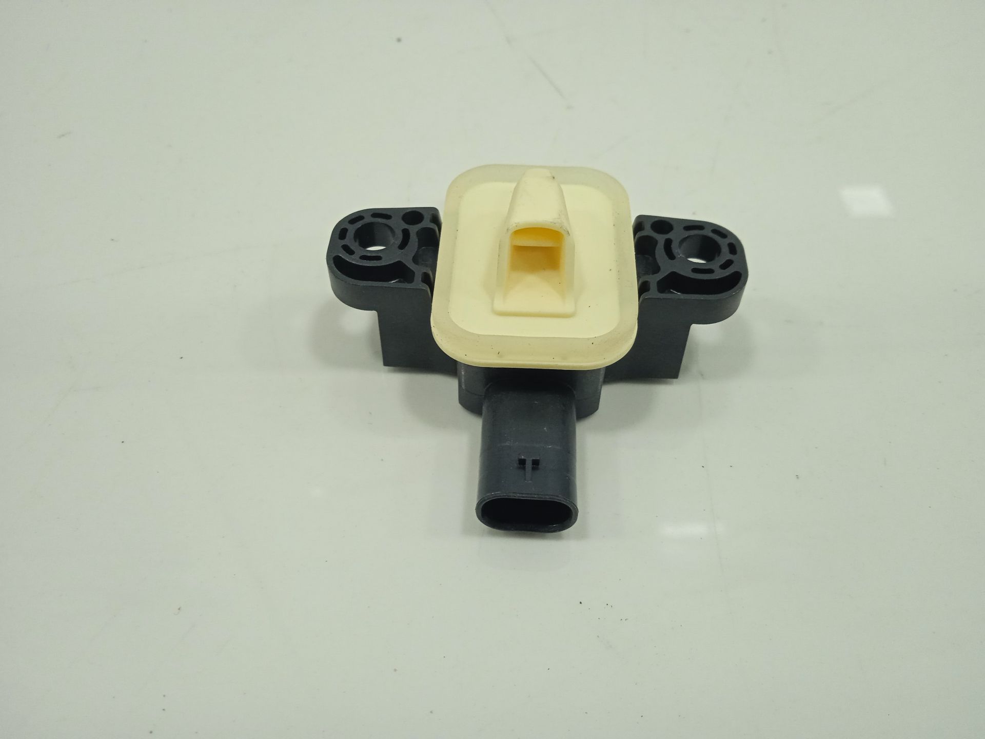 Sensor de impacto mercedes-benz eqv -clase (447) 