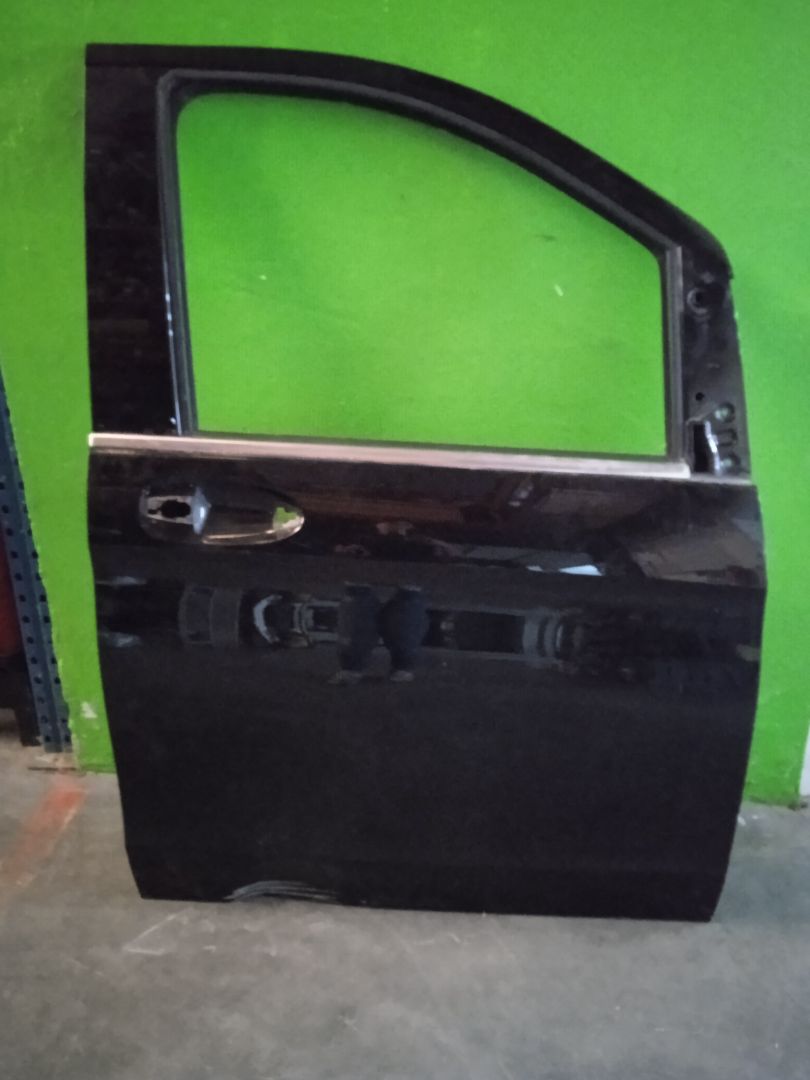 Puerta delantera derecha mercedes-benz eqv -clase (447) 