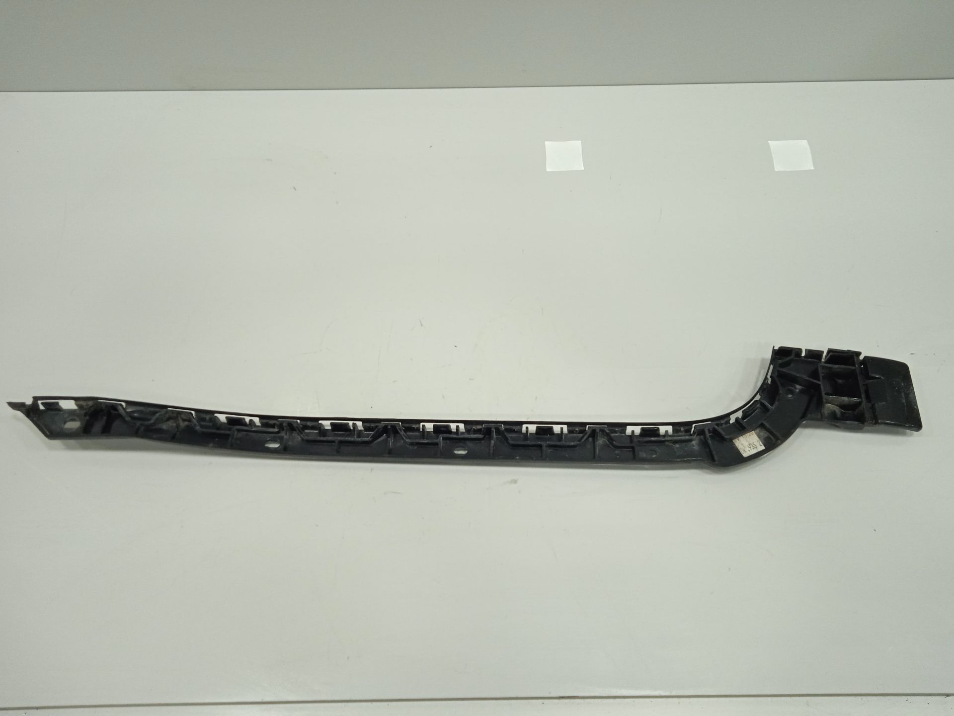 Soporte paragolpes trasero mercedes-benz eqv -clase (447) 