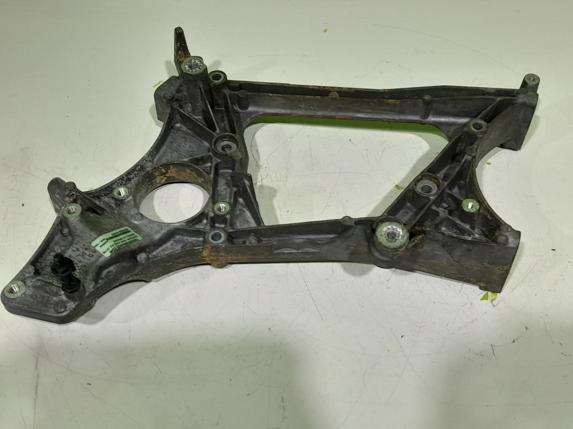 Soporte alternador   no identificado