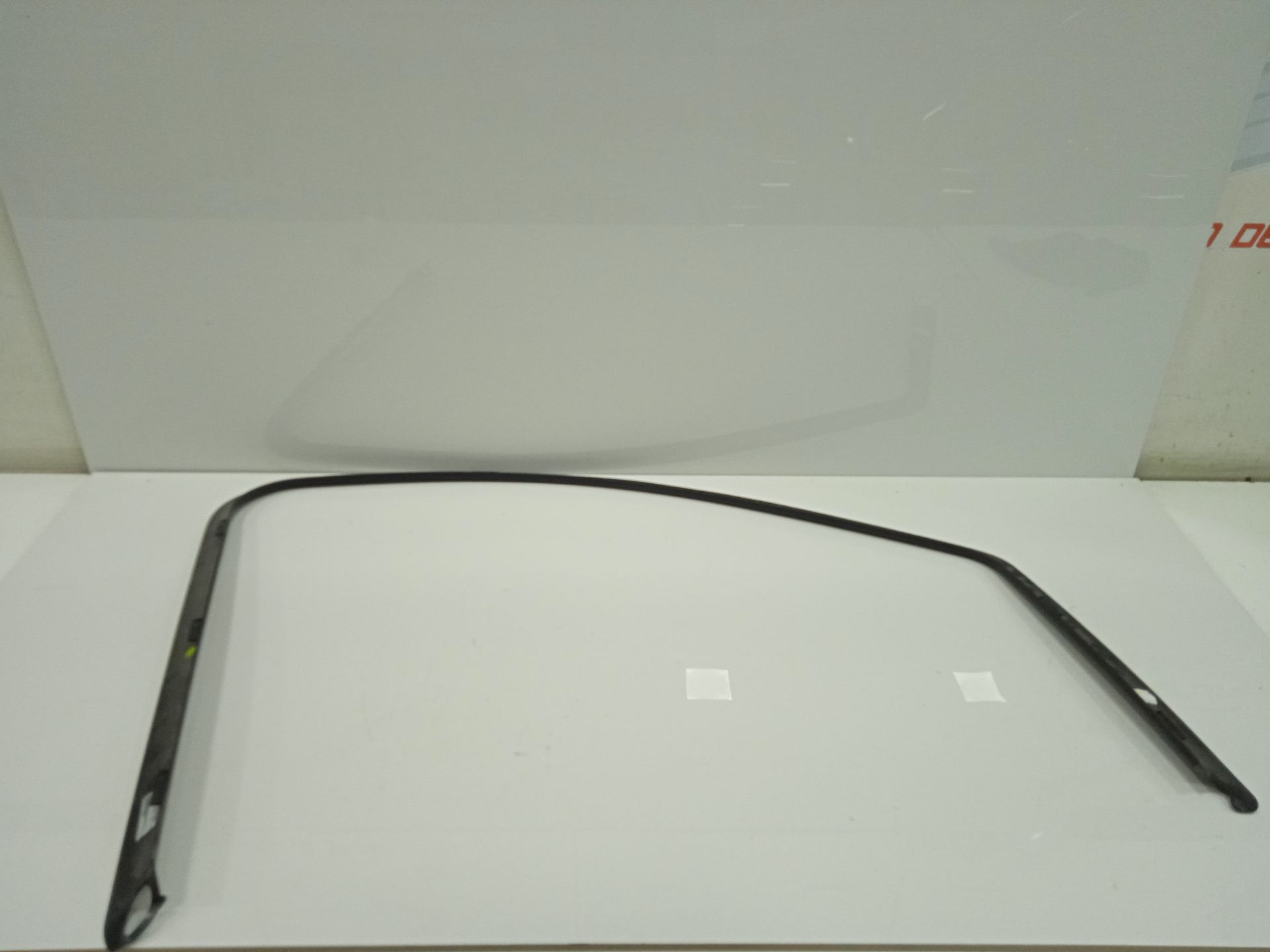 Moldura mercedes-benz eqv -clase (447) 