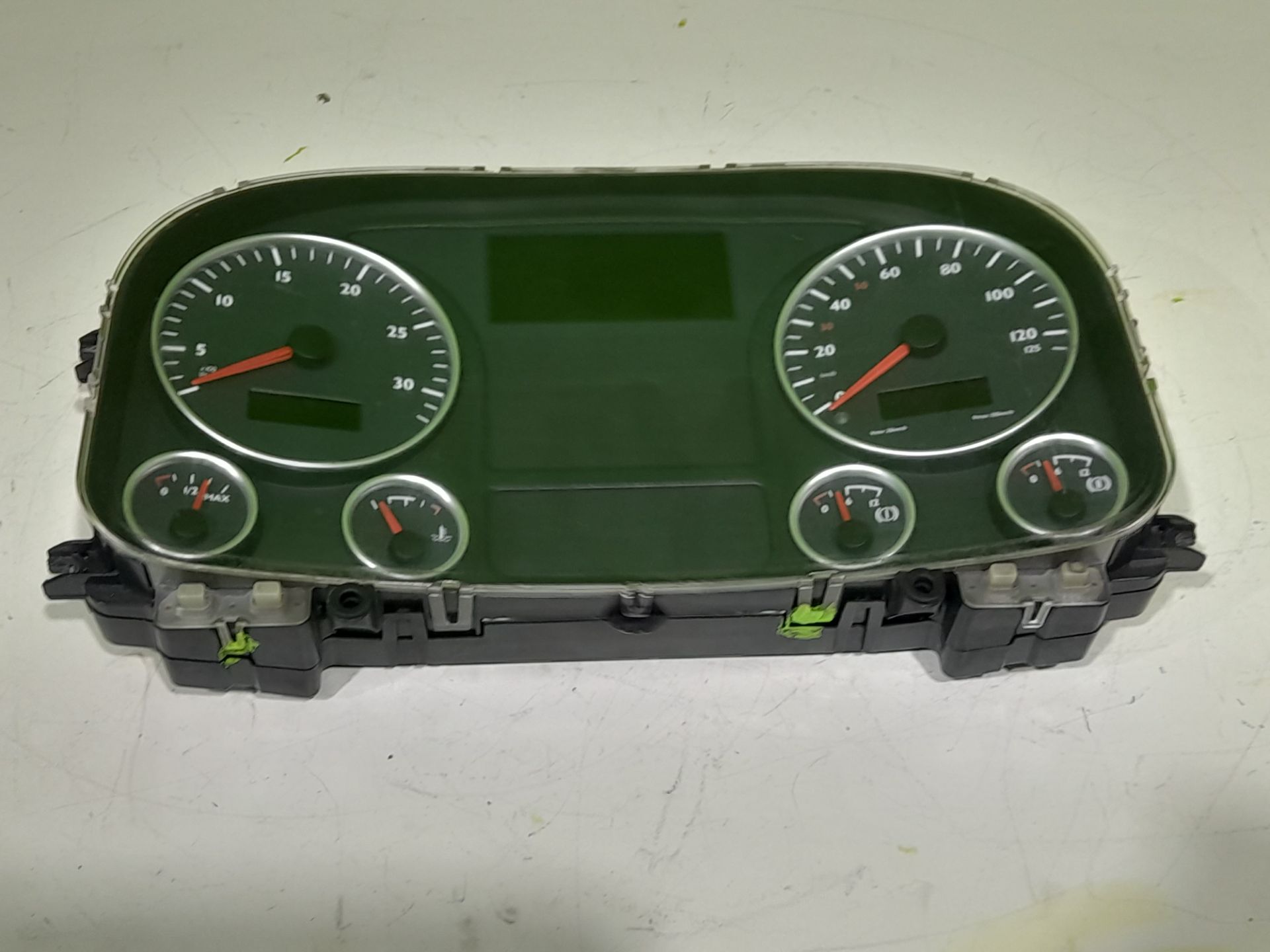Cuadro instrumentos man tgl 10.xxx 10.210   chasis c (compact)