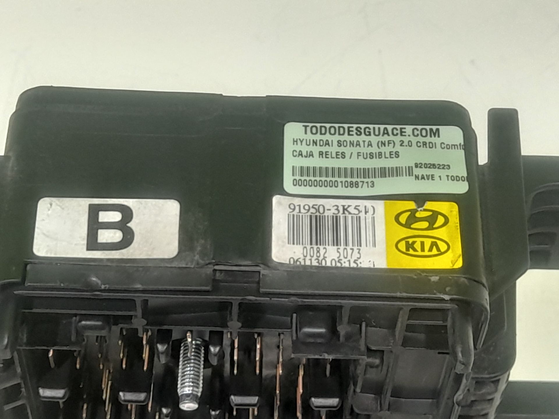 Caja reles / fusibles hyundai sonata (nf) 2.0 crdi comfort i