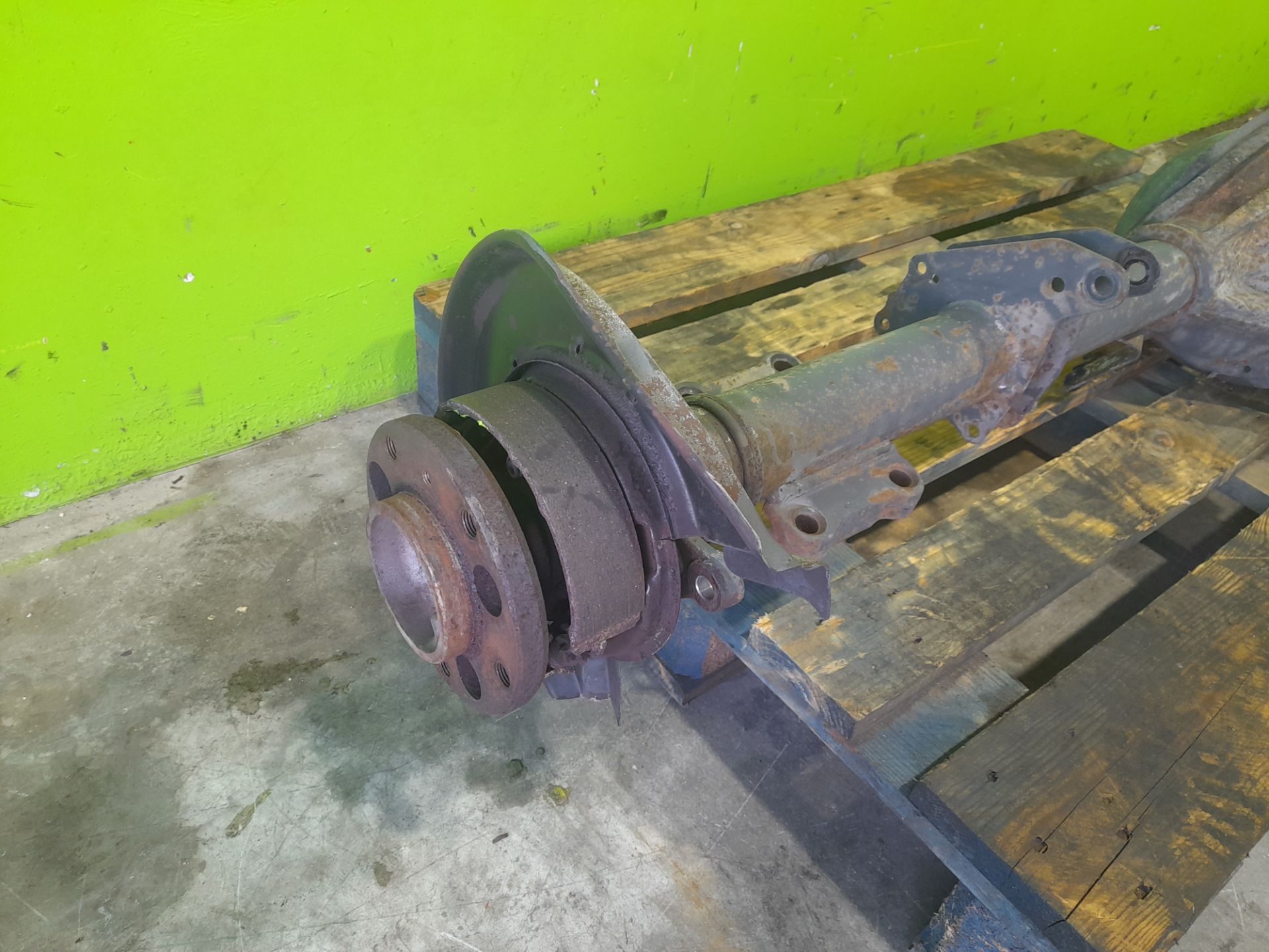 Puente trasero mercedes-benz sprinter combi 208  cdi   (901.6902.671672)