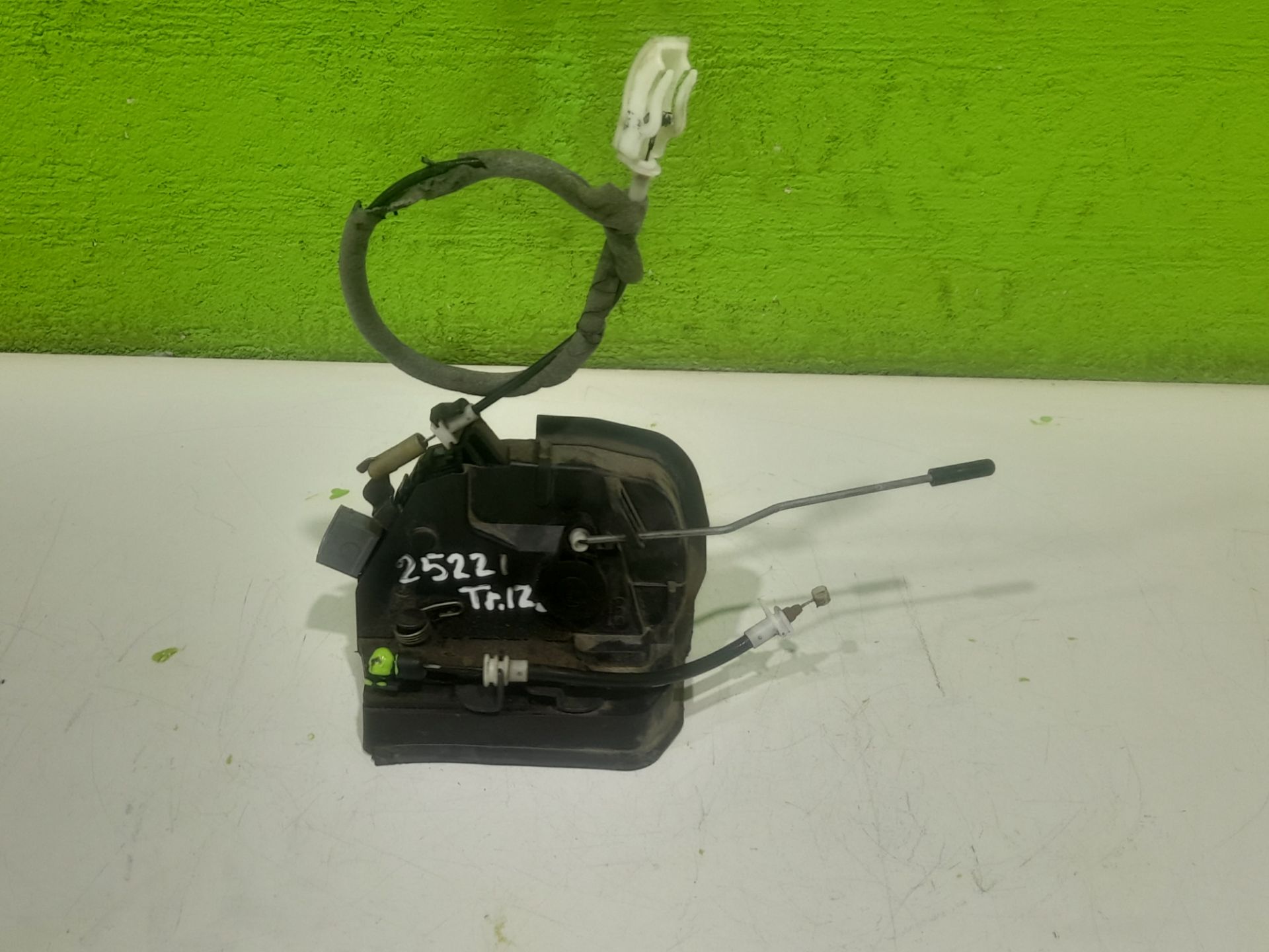 Cerradura puerta trasera izquierda bmw serie x5 (e53) 3.0d