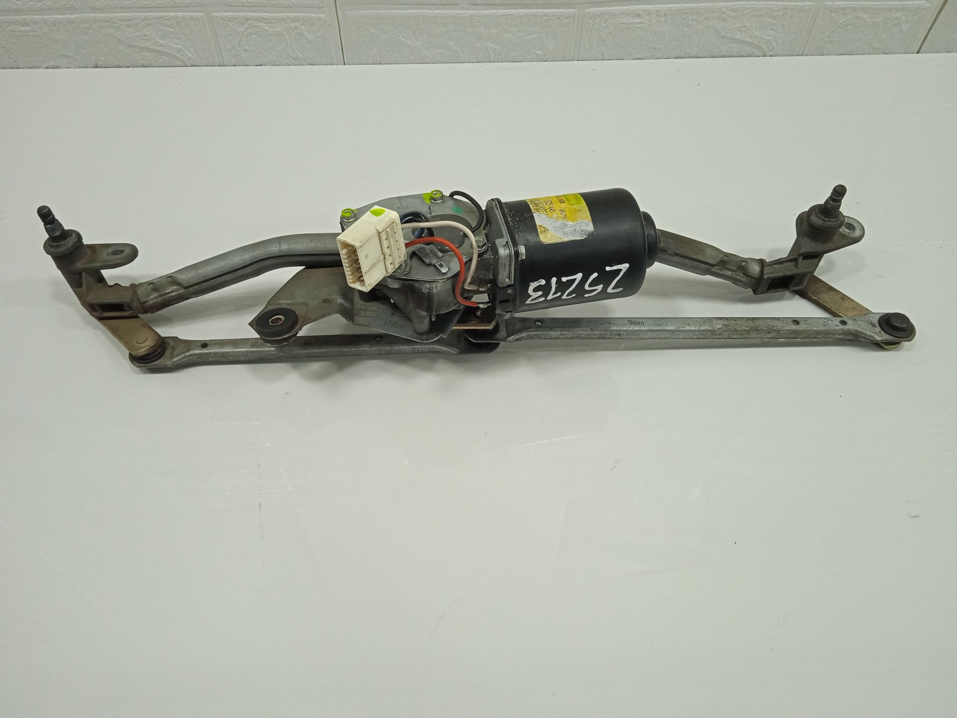 Motor limpia delantero citroen saxo 1.1 sx