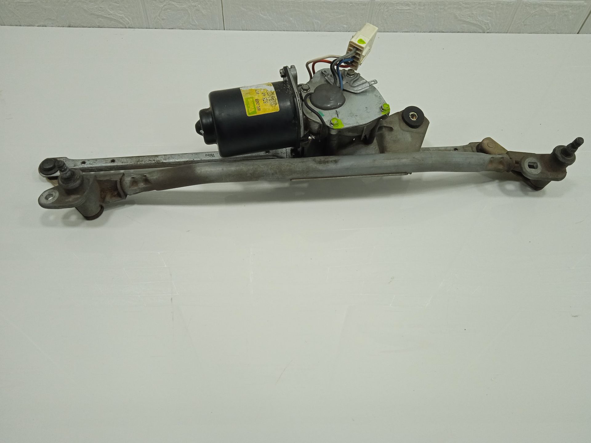 Motor limpia delantero citroen saxo 1.1 sx
