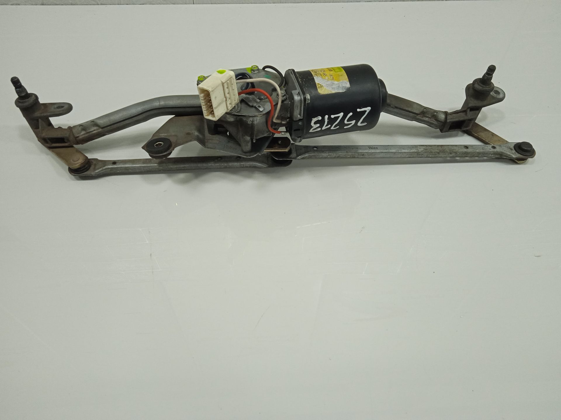Motor limpia delantero citroen saxo 1.1 sx
