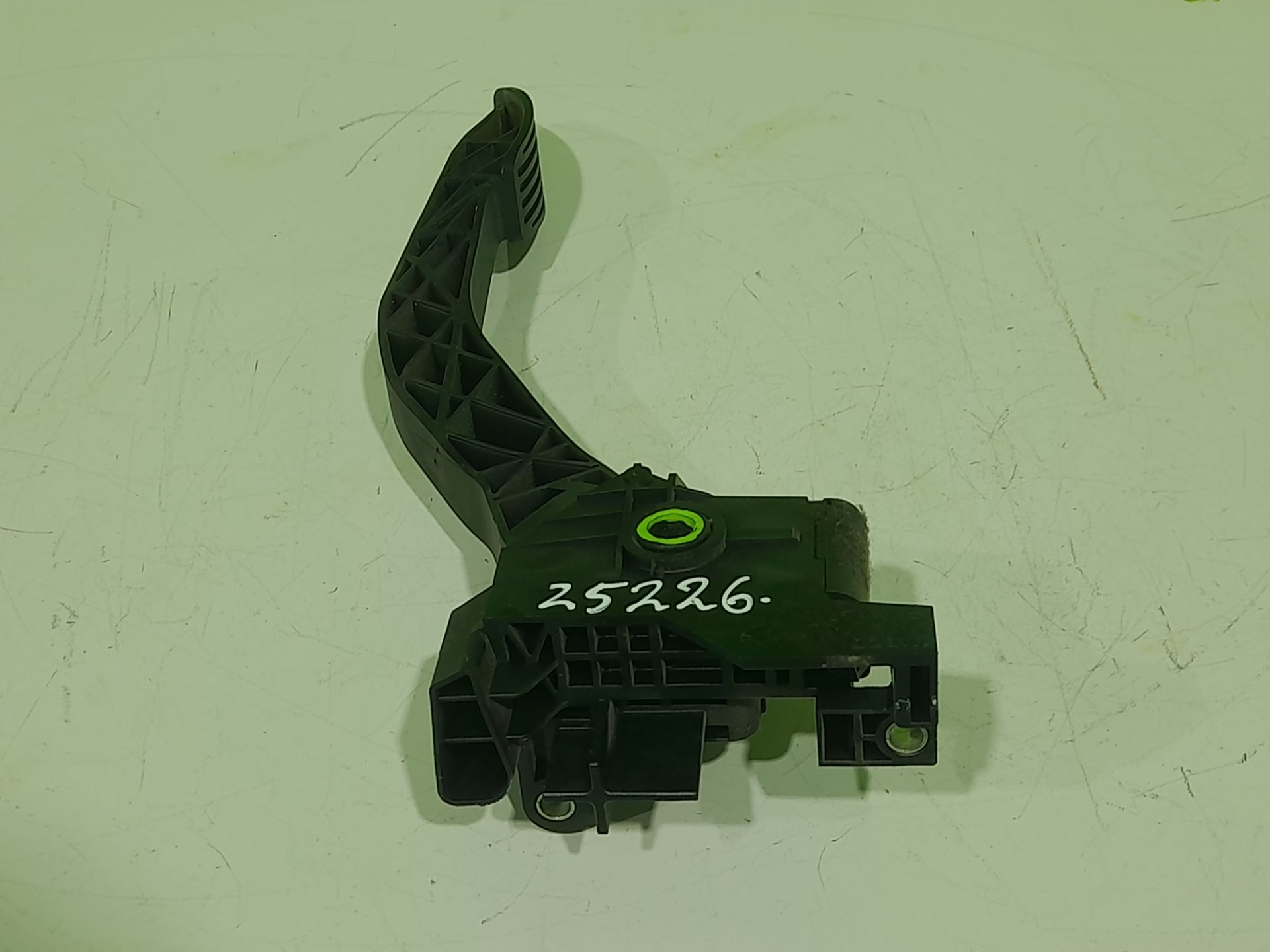 Pedal acelerador fg 33 s ... v batalla 3000