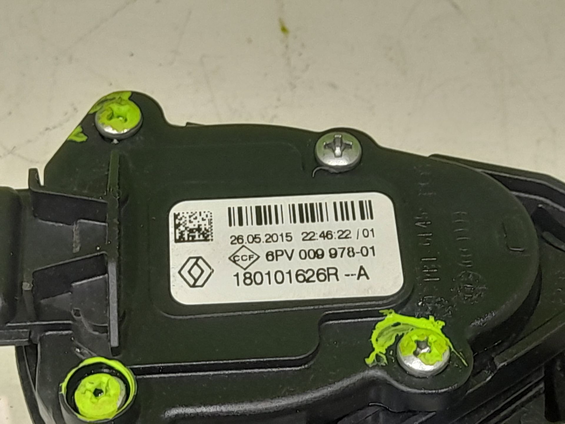 Pedal acelerador   no identificado