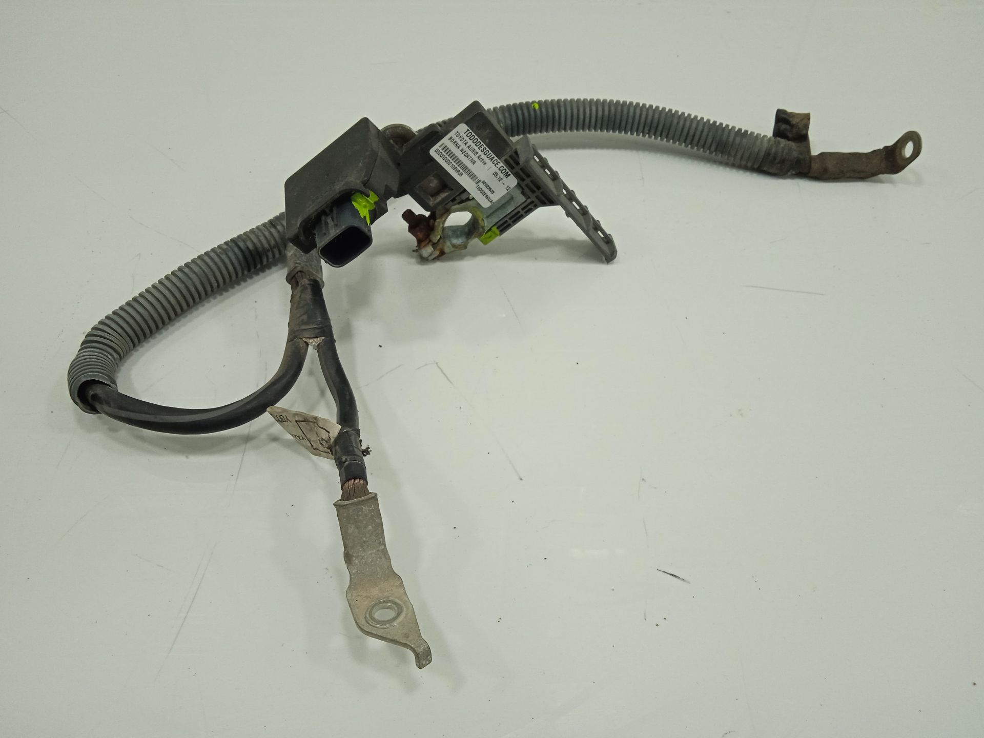 No identificado toyota auris (e18) active