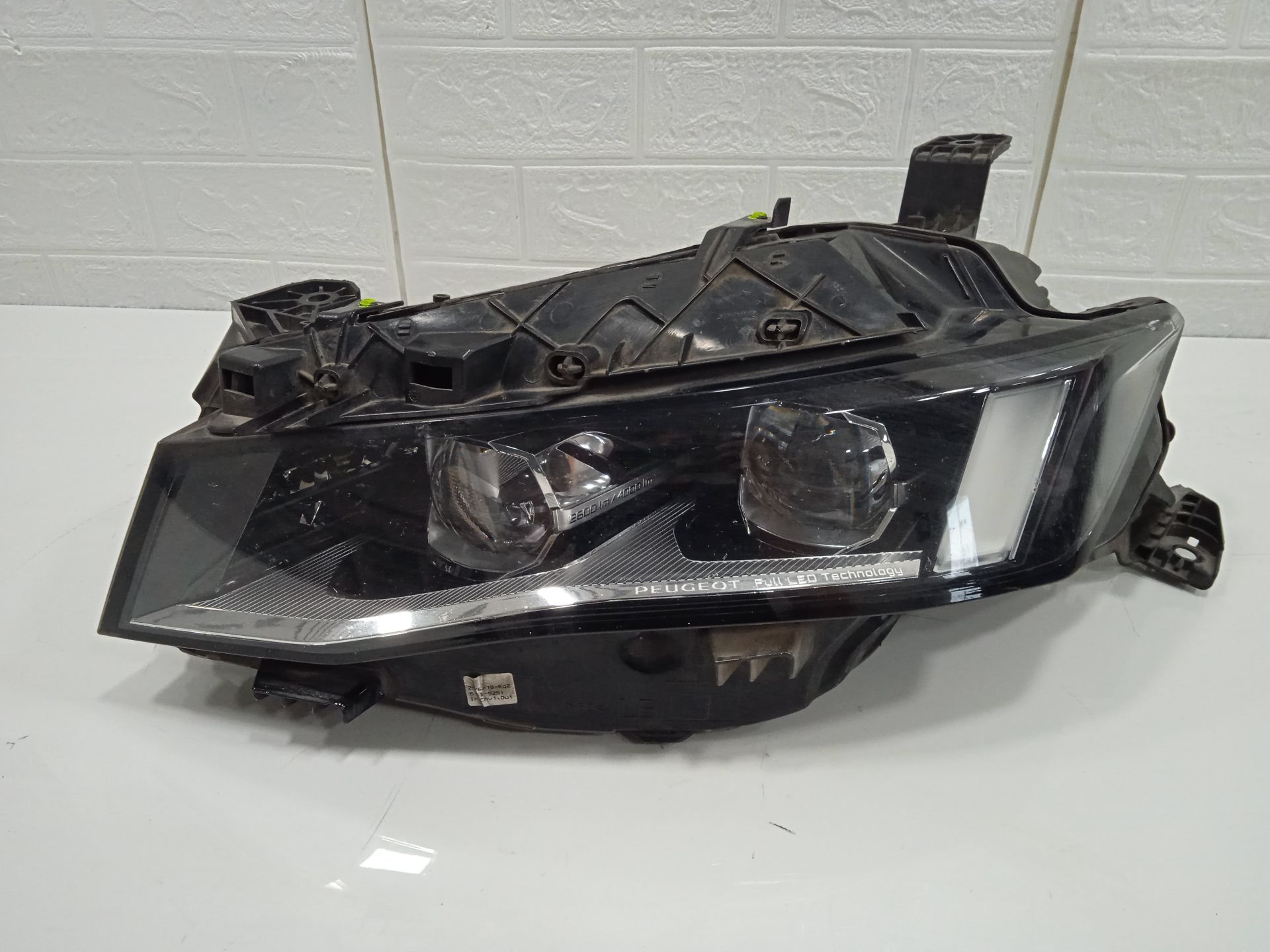 Faro izquierdo peugeot 508 sw allure pack