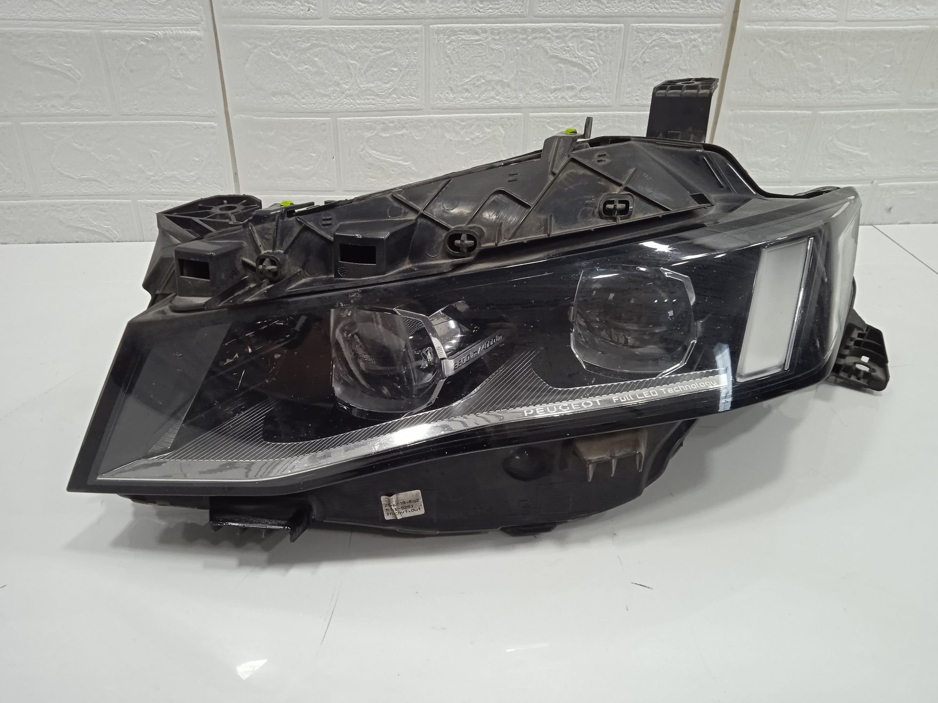 Faro izquierdo peugeot 508 sw allure pack