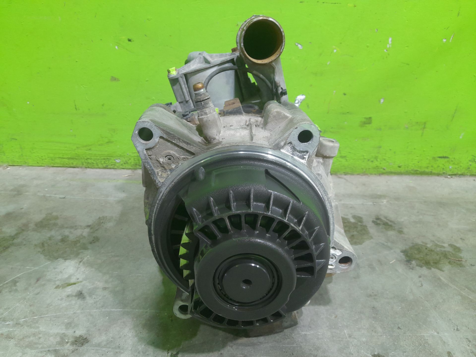 No identificado mercedes-benz actros 5 sm-fahrerhaus 2-achser bm 963 fg 18xx 4x2 l om471 m classics