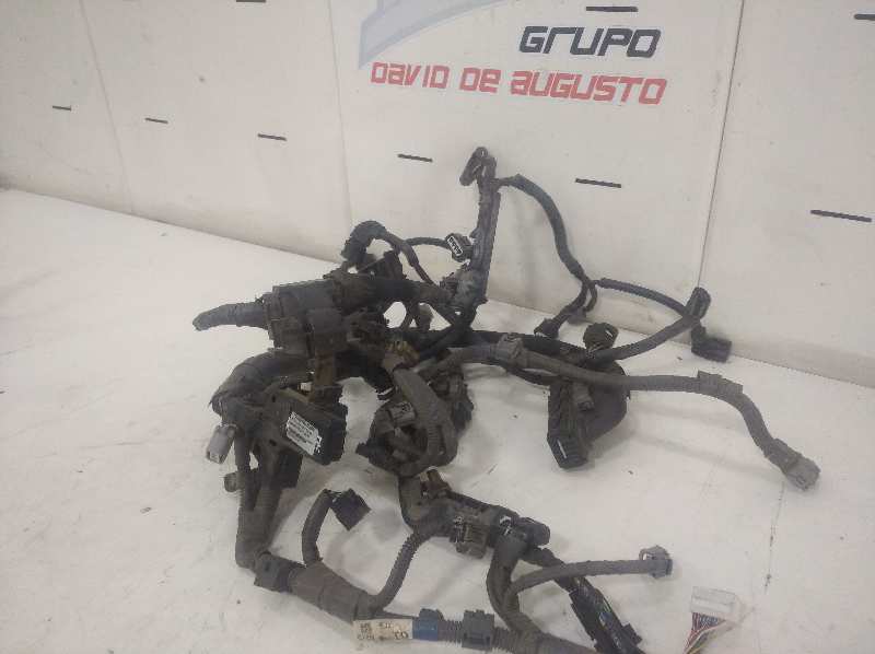No identificado toyota auris (e18) hybrid business