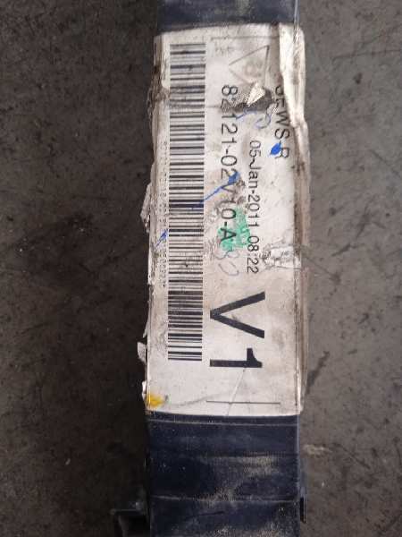 No identificado toyota auris (e15) luna+
