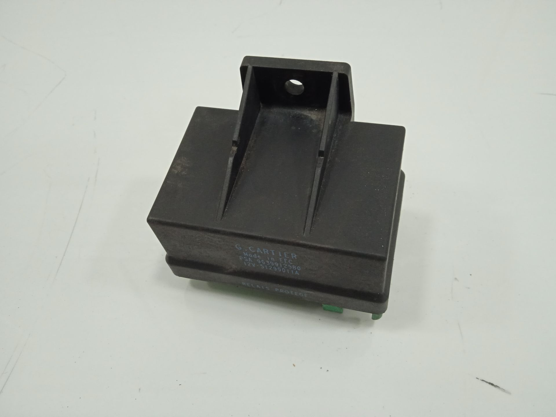 Caja precalentamiento citroen xsara picasso 2.0 hdi