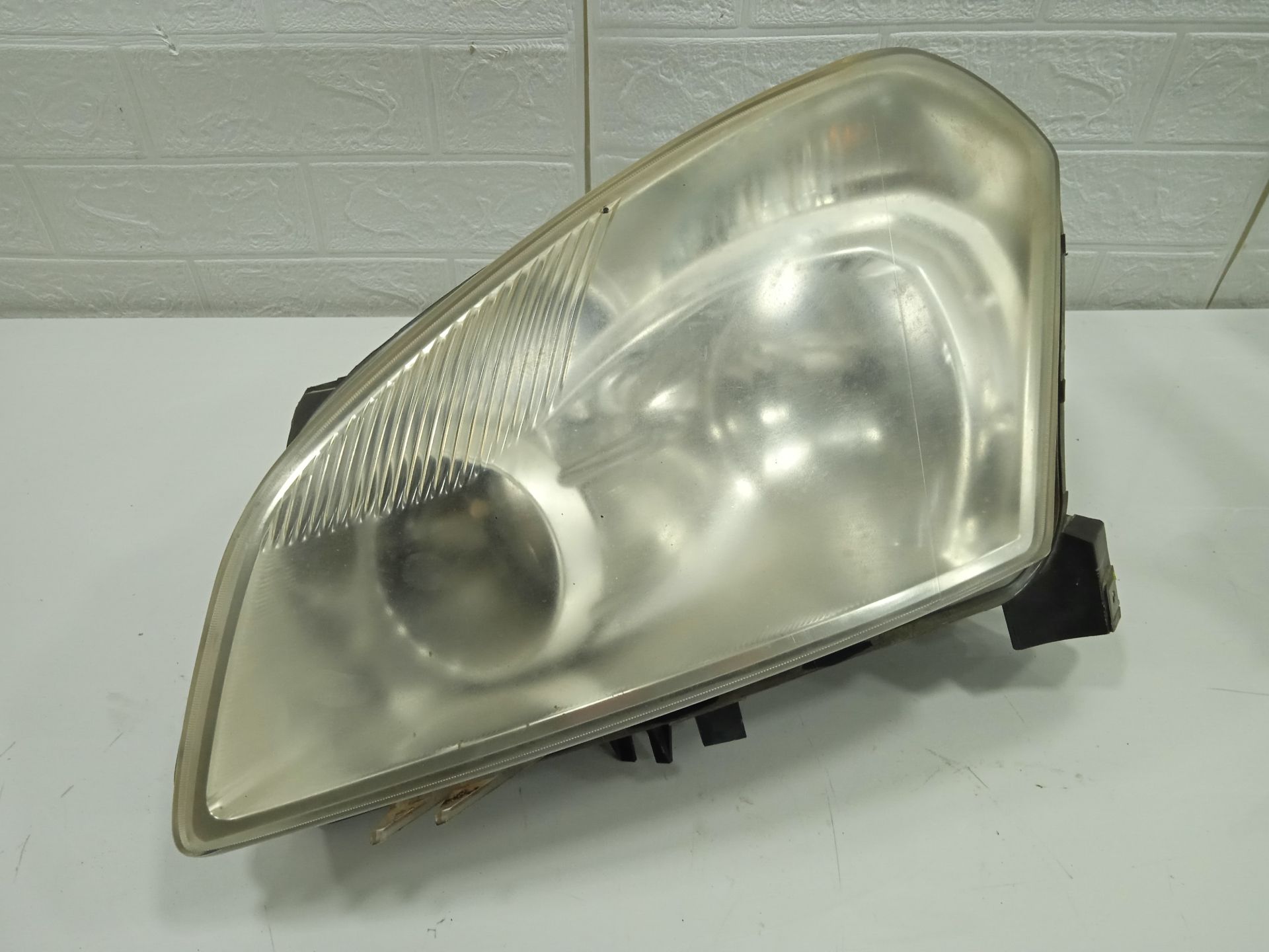 Faro izquierdo nissan qashqai (j10) acenta