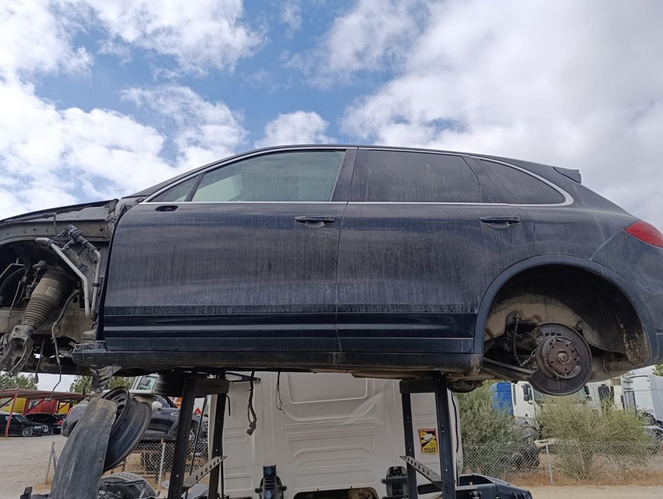 Puerta trasera izquierda porsche cayenne (tipo 92a) diesel
